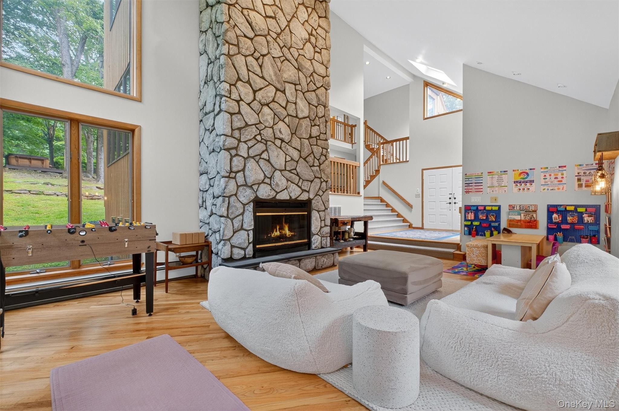 Croton-On-Hudson, New York 10520, United States, 4 Bedrooms Bedrooms, ,3 BathroomsBathrooms,Residential,Active,208221