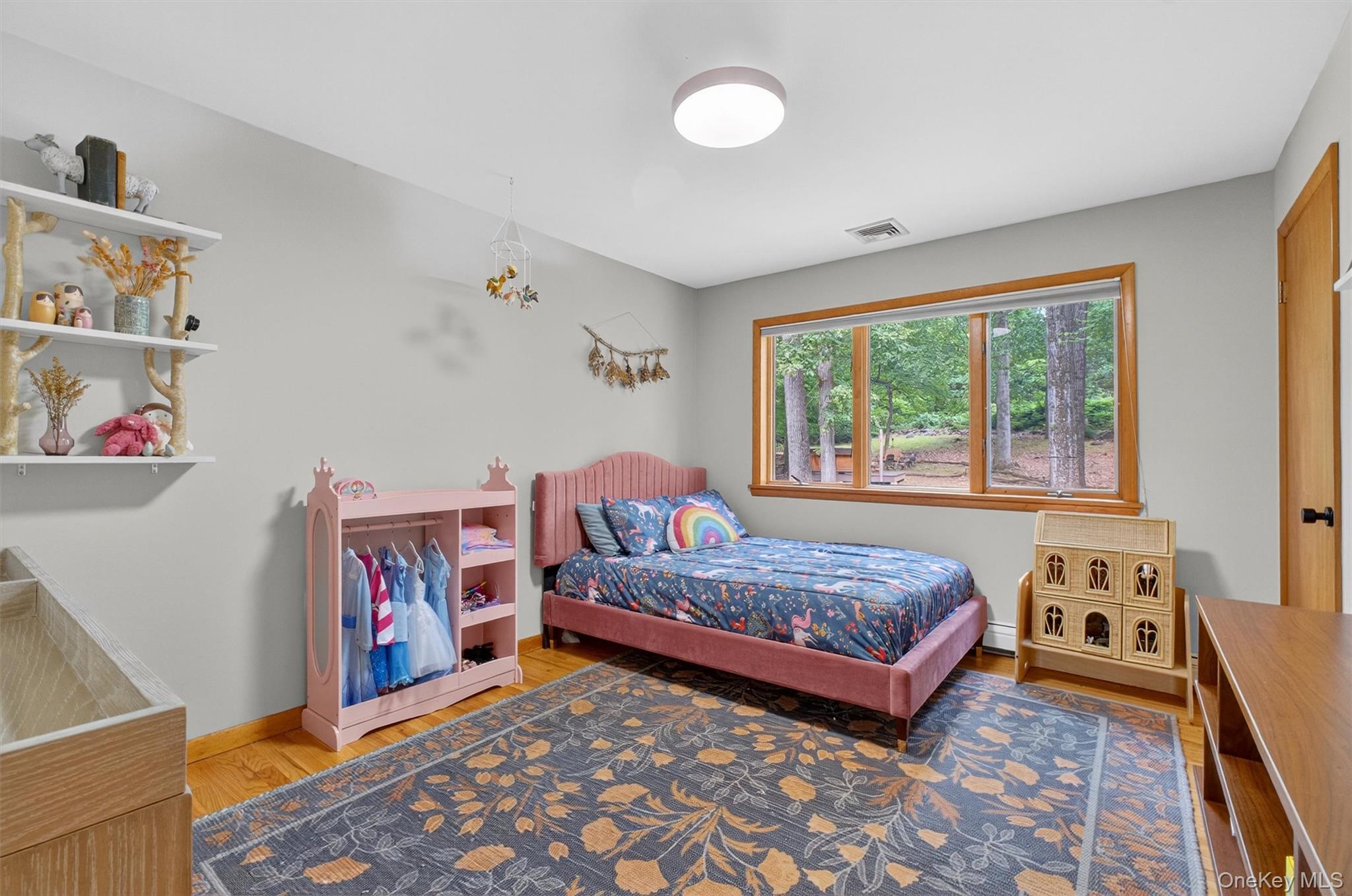 Croton-On-Hudson, New York 10520, United States, 4 Bedrooms Bedrooms, ,3 BathroomsBathrooms,Residential,Active,208221