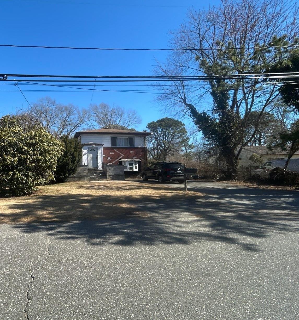 1181 Ocean Avenue, Bay Shore, New York image 2