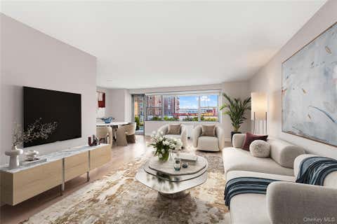 Townhouse For Sale - 2500 Johnson Avenue #6M<br/> Bronx, NY 10463