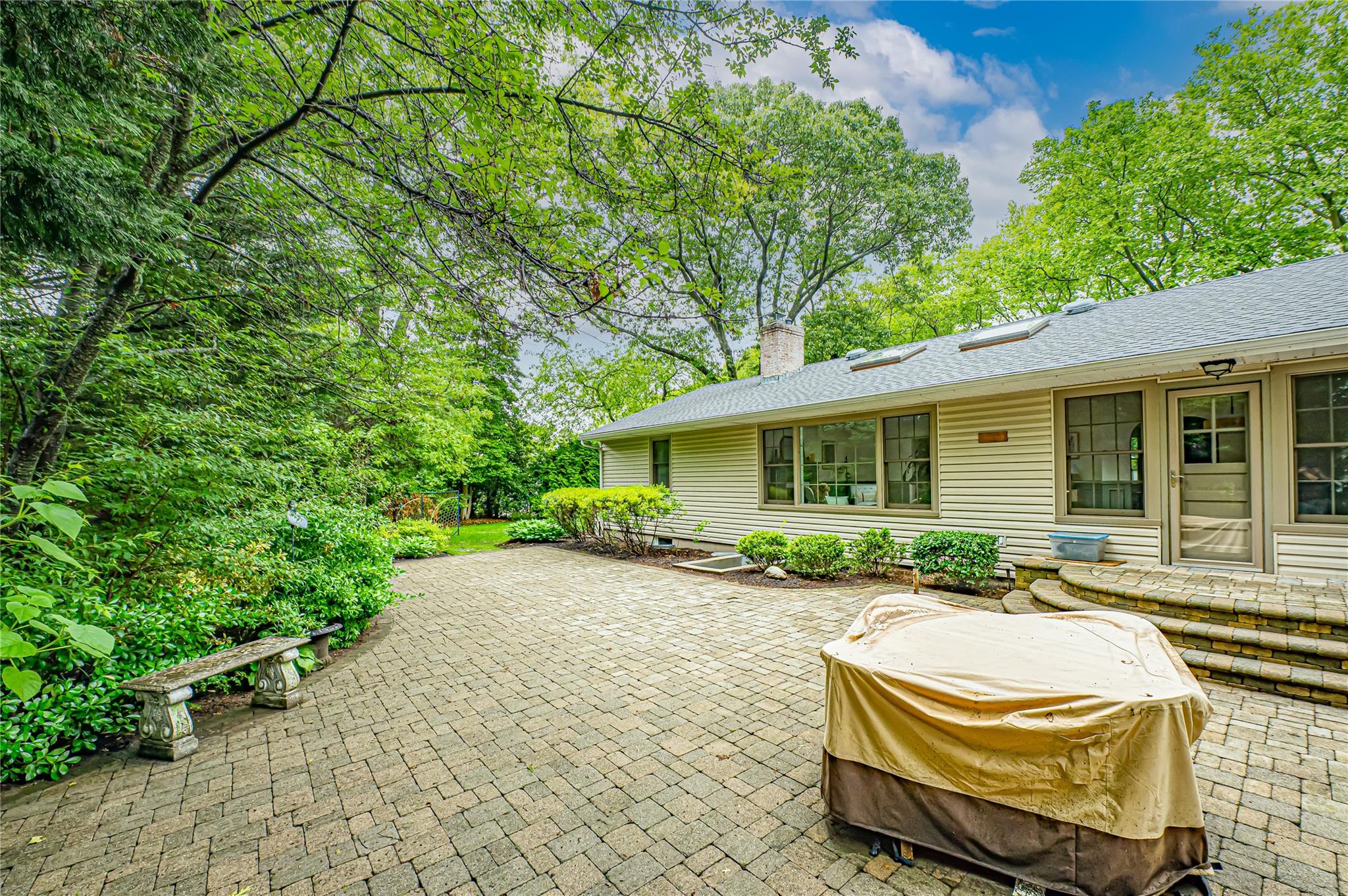 1 Idle Day Drive, Centerport, New York image 31
