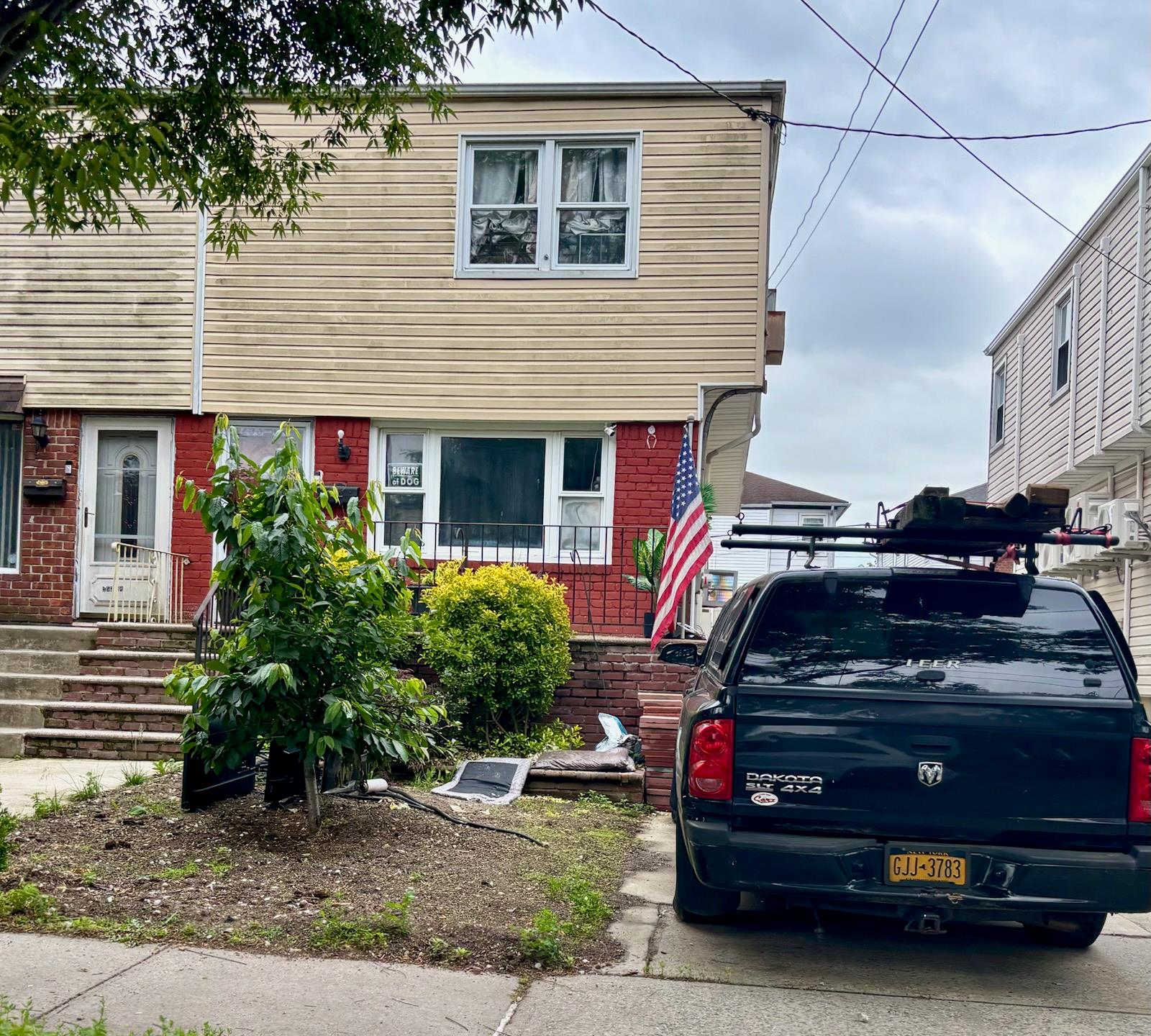 Property for Sale at 148th Avenue, Rosedale, Queens, NY - Bedrooms: 3 
Bathrooms: 2 
Rooms: 6  - $699,990