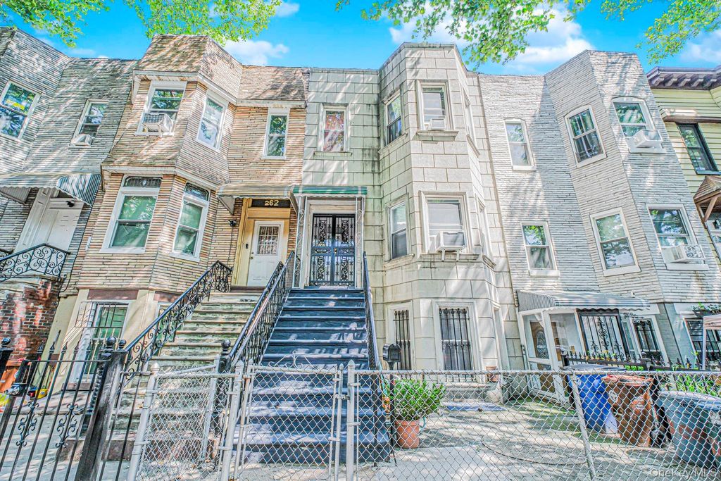 Photo of 260 Covert St St, Brooklyn, NY 11207 (MLS # 995490)