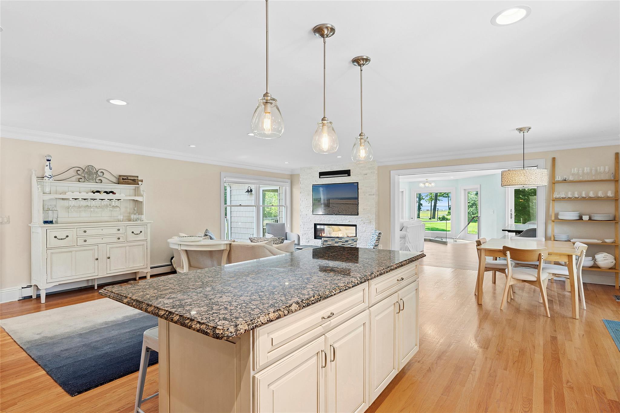 2360 Marlene Lane, Mattituck, New York image 3