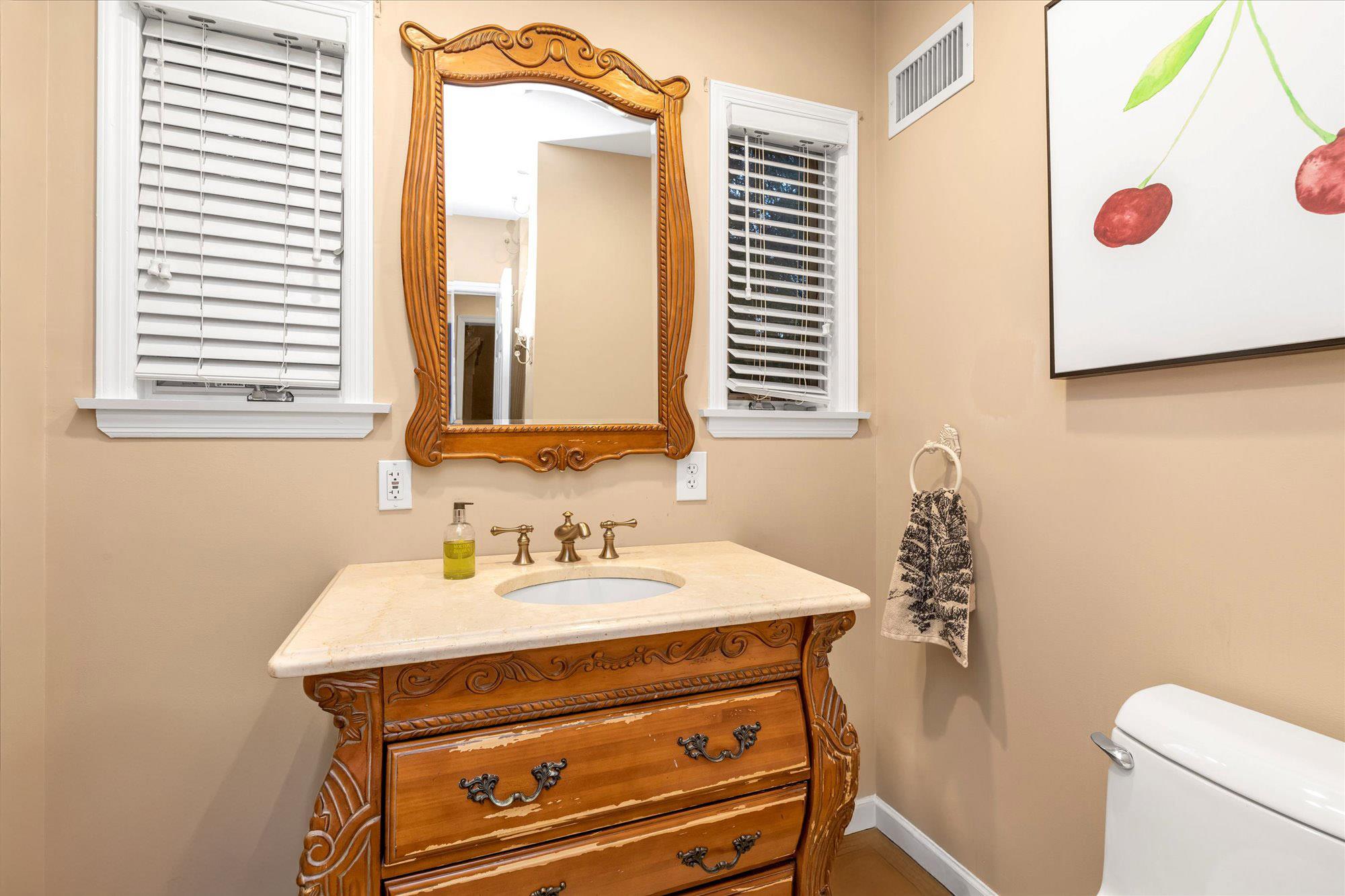 169 Old Powerhouse Road, Roslyn Heights, New York image 10