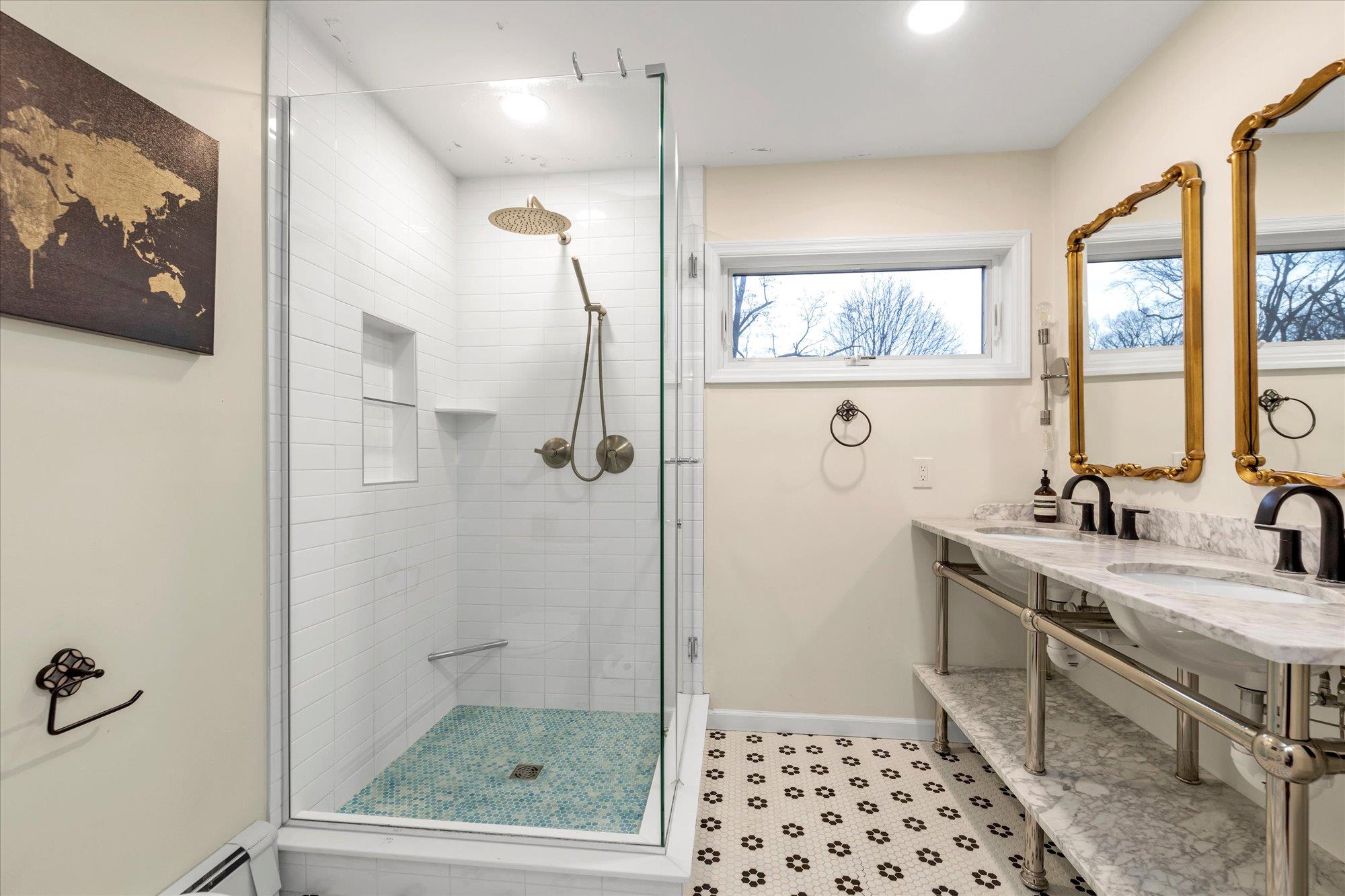 169 Old Powerhouse Road, Roslyn Heights, New York image 15