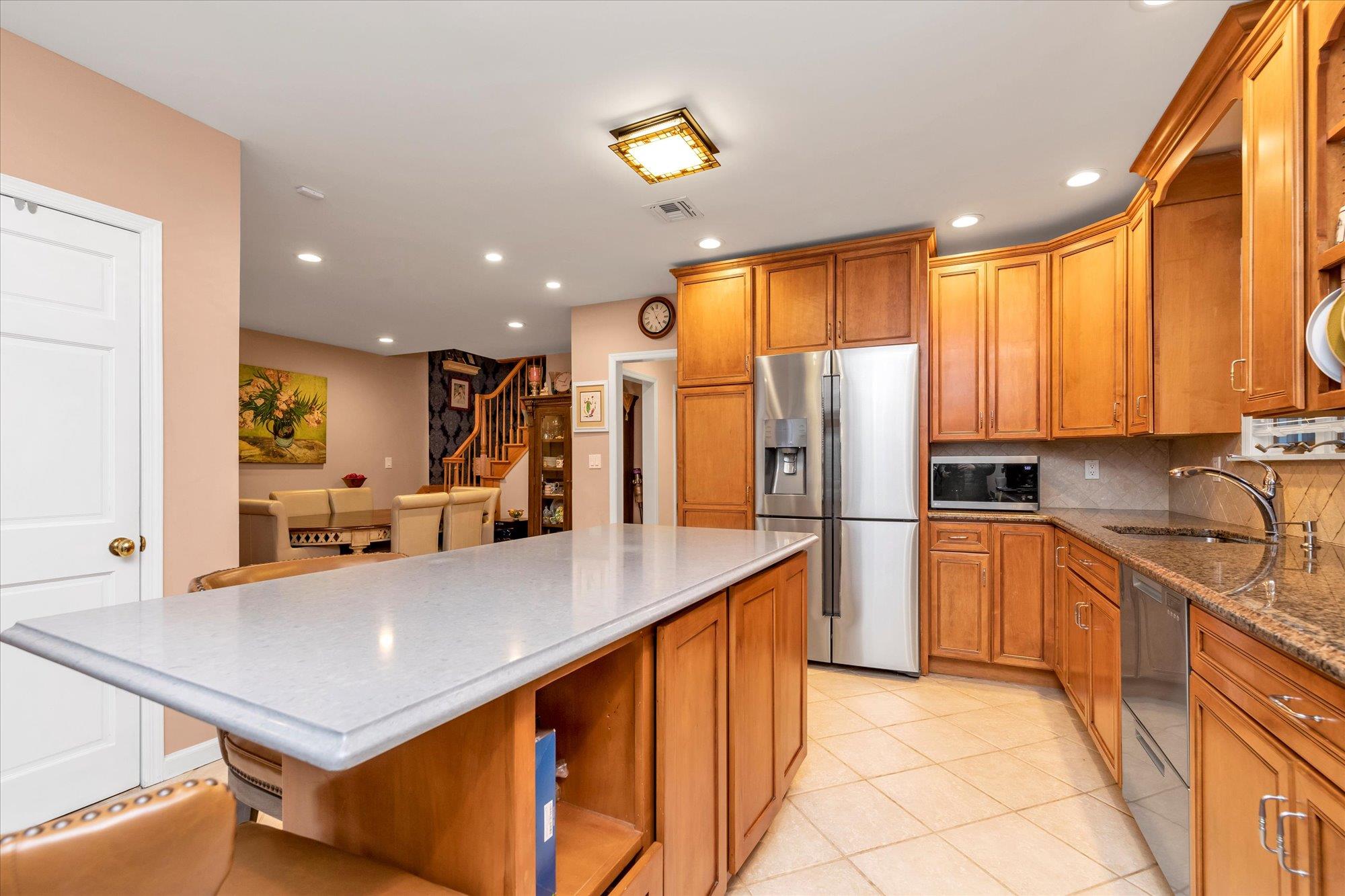 169 Old Powerhouse Road, Roslyn Heights, New York image 9