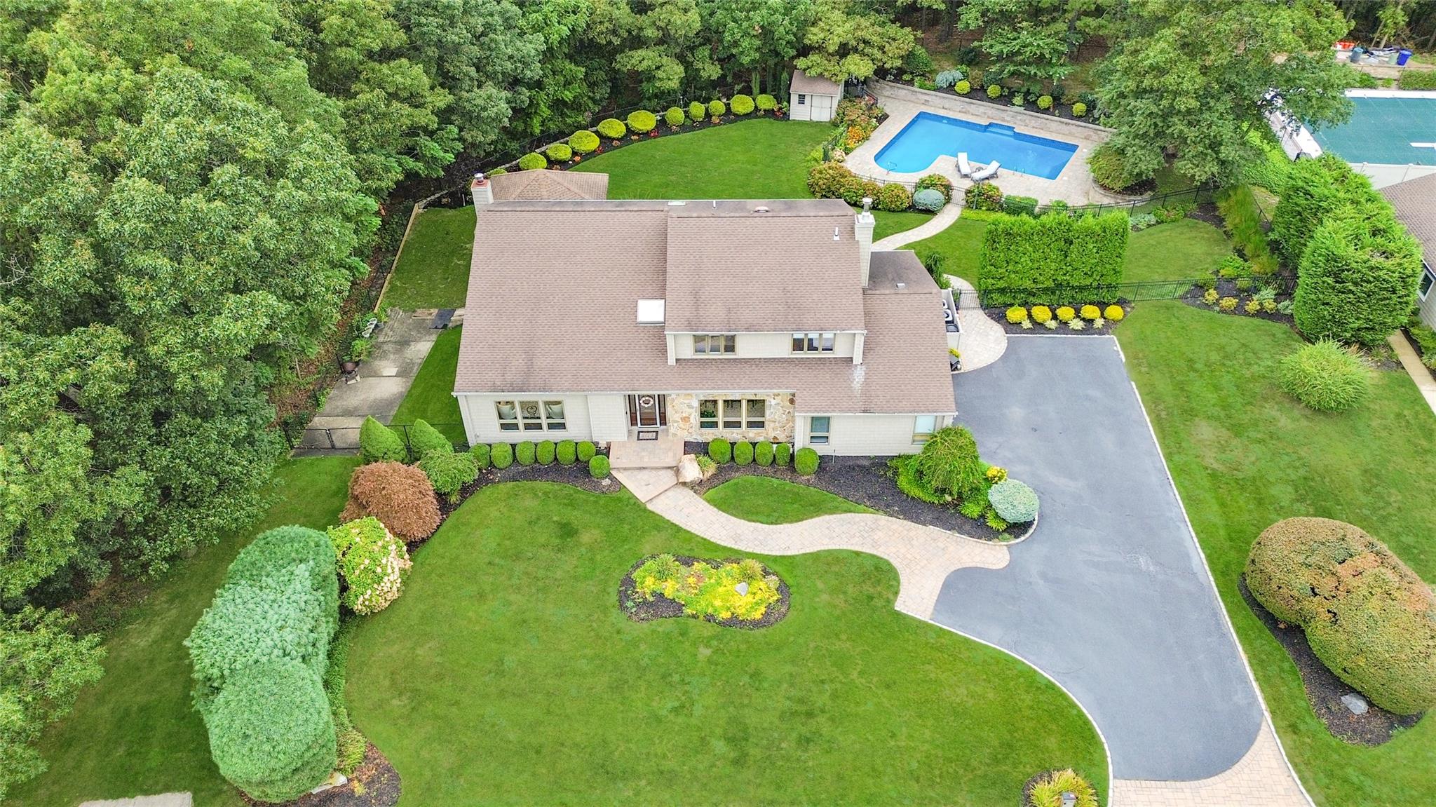 20 Annandale Road, Commack, New York image 46