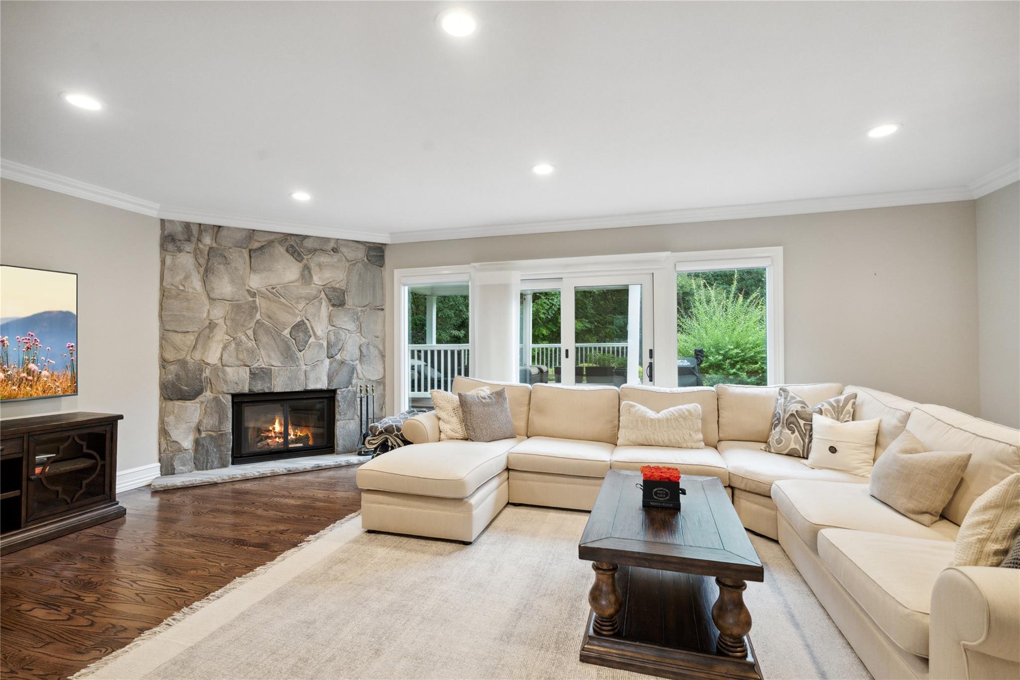 20 Annandale Road, Commack, New York image 12