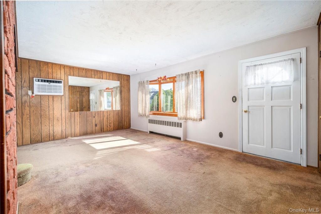 Photo of 22 Hitchcock Lane, Farmingdale, NY 11735 (MLS # 986053)