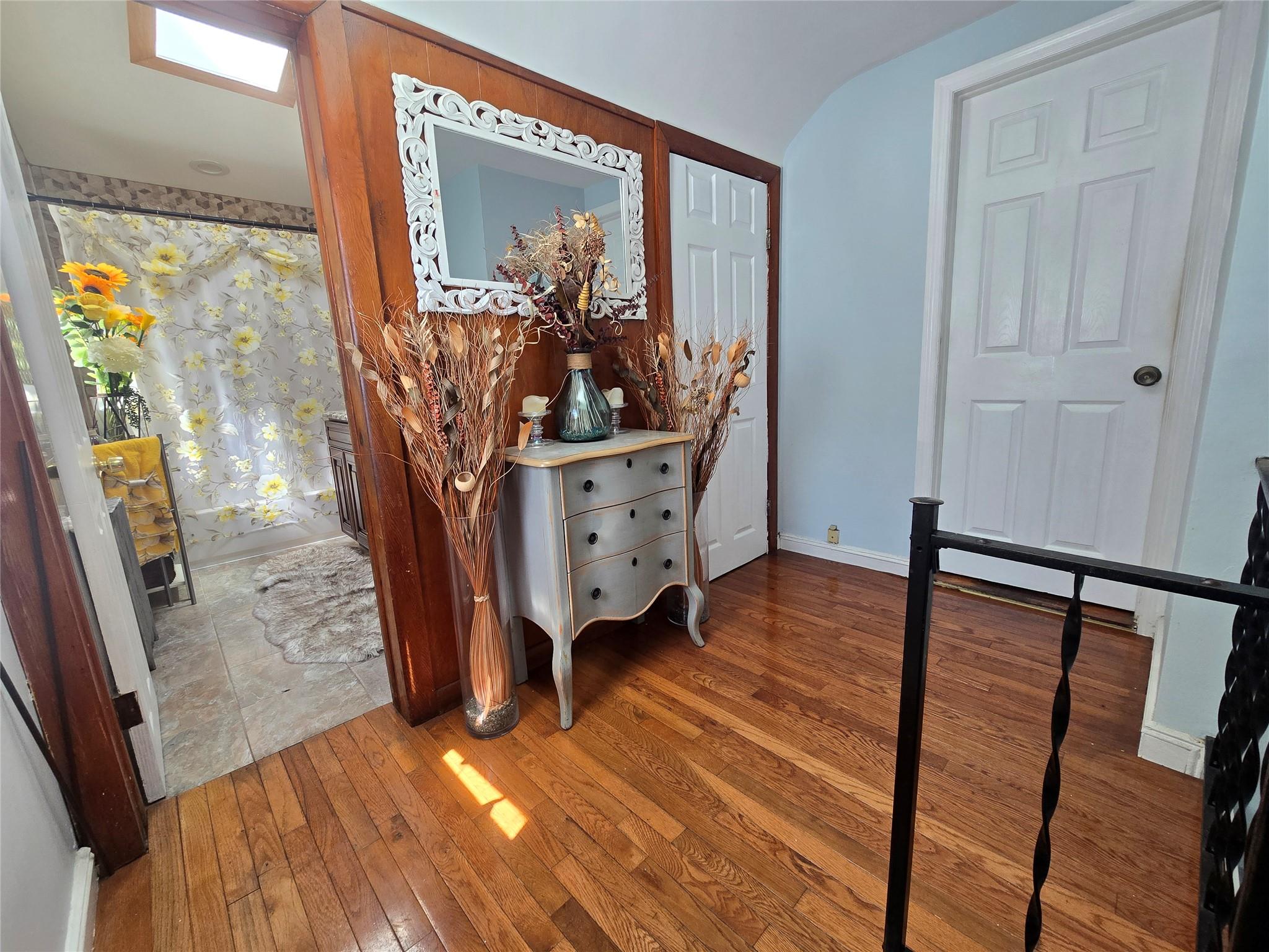 118-18 230 Street St, Cambria Heights, New York image 10