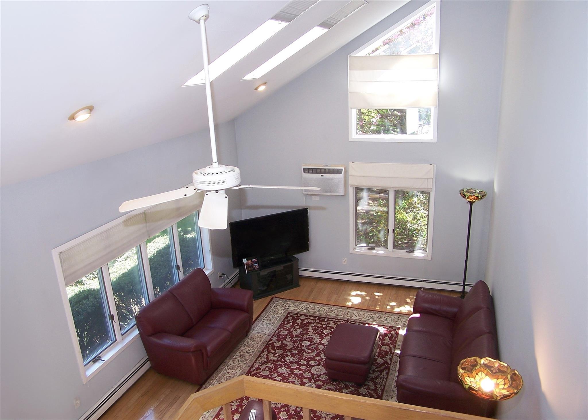 220 Bellport Avenue, Medford, New York image 4