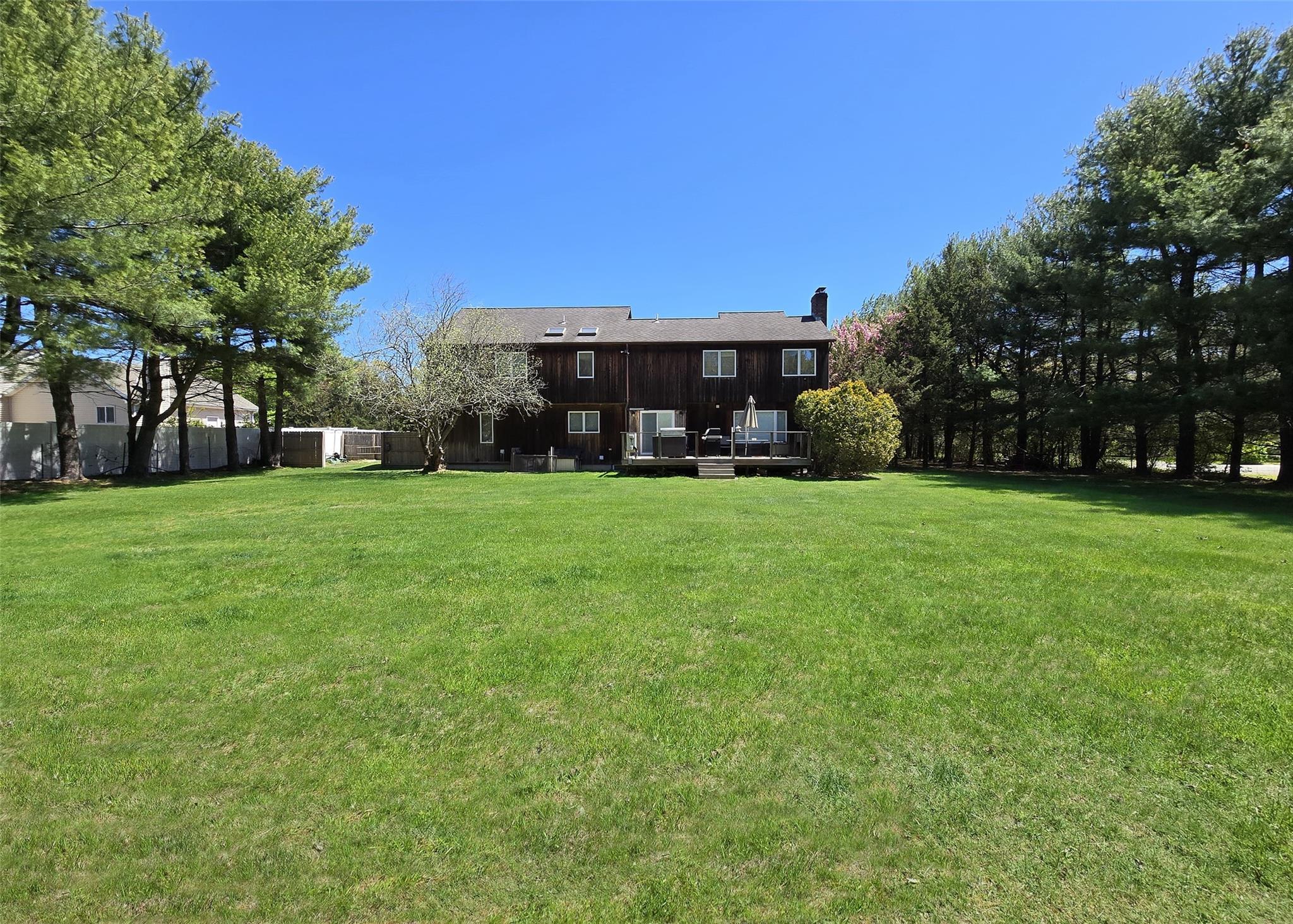 220 Bellport Avenue, Medford, New York image 23