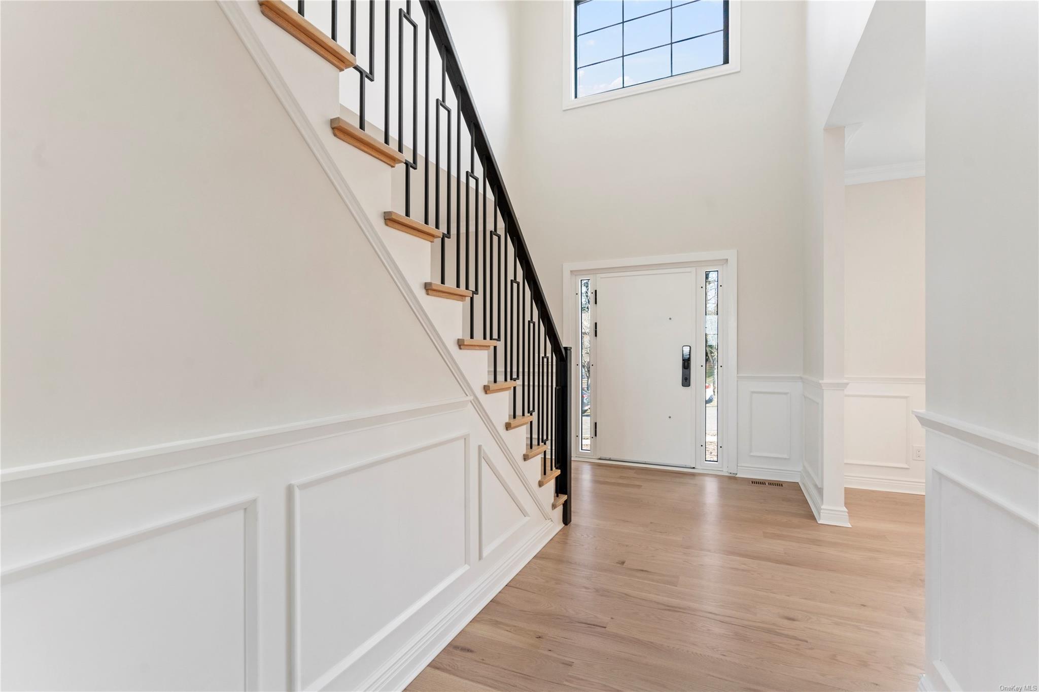 103 Hillwood Lane, Plainview, New York image 8
