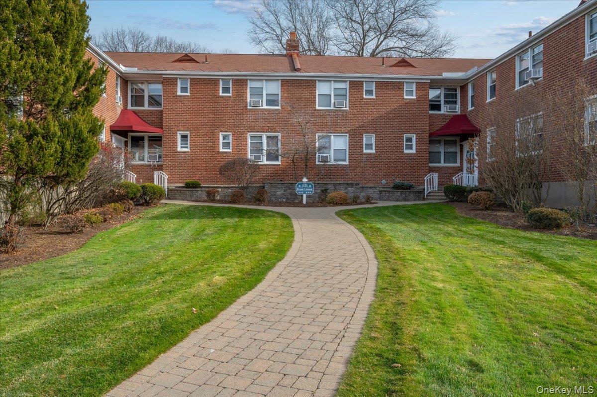 13 Bryant Crescent 2K