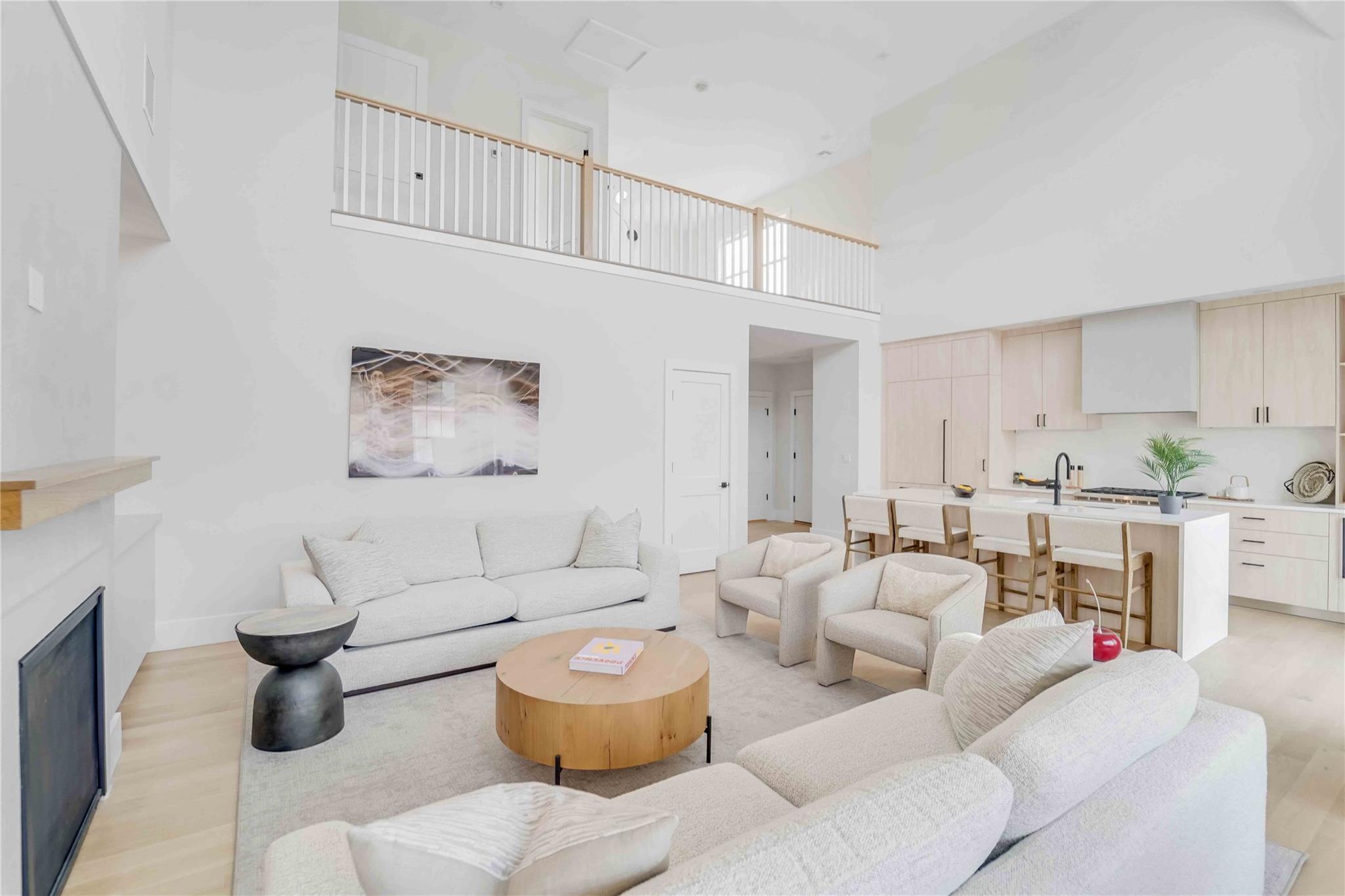 12 Depot Road (pearl Way) #1001, Westhampton Beach, New York image 9
