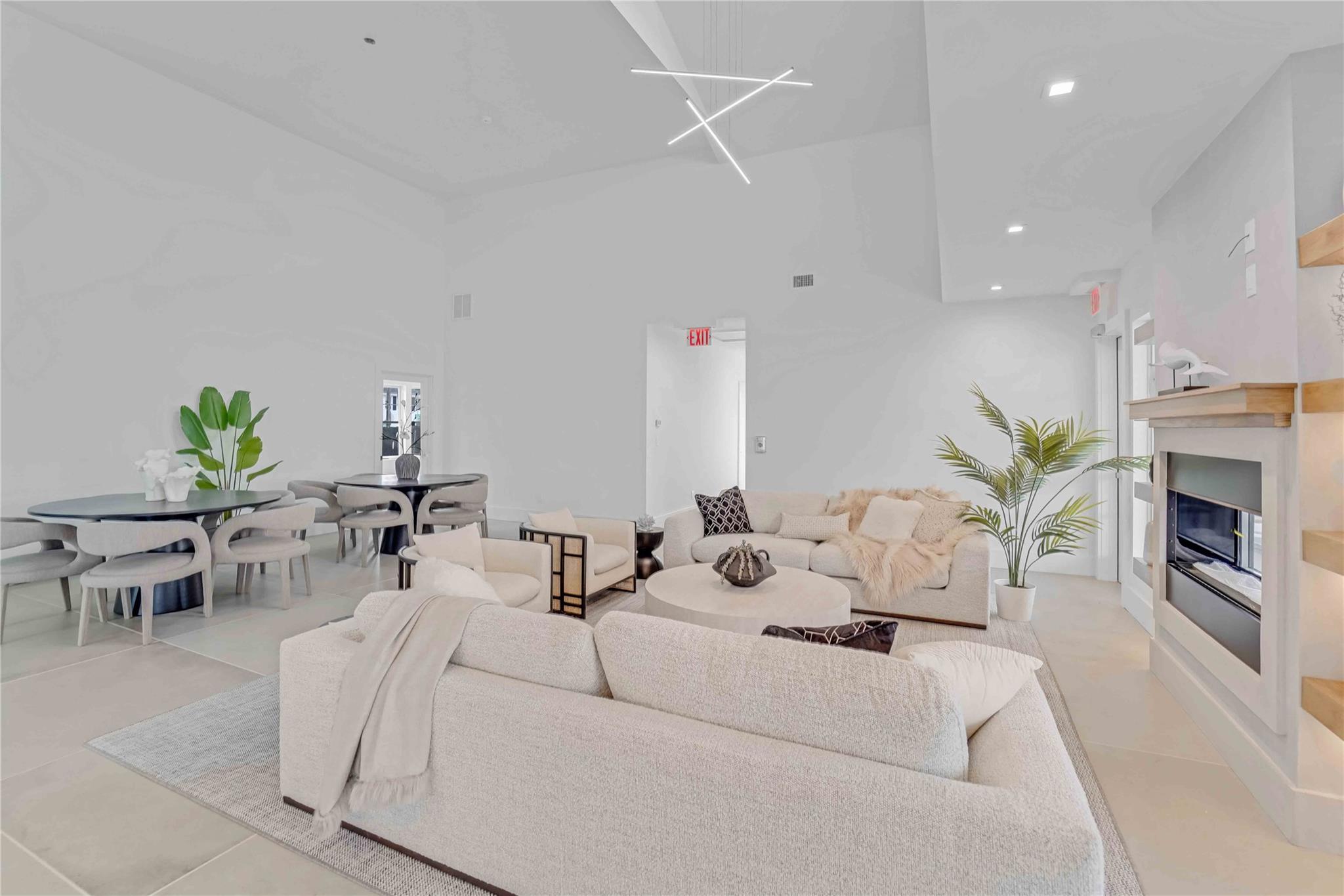 12 Depot Road (pearl Way) #1001, Westhampton Beach, New York image 16
