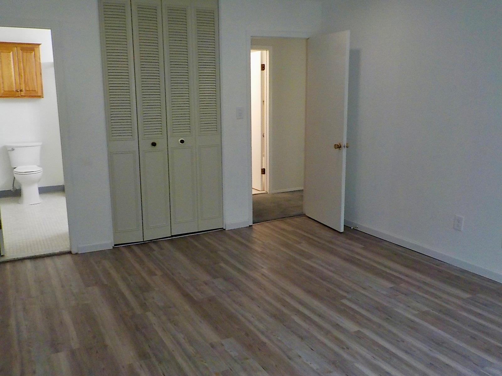 808 Woodland Court, Coram, New York image 20