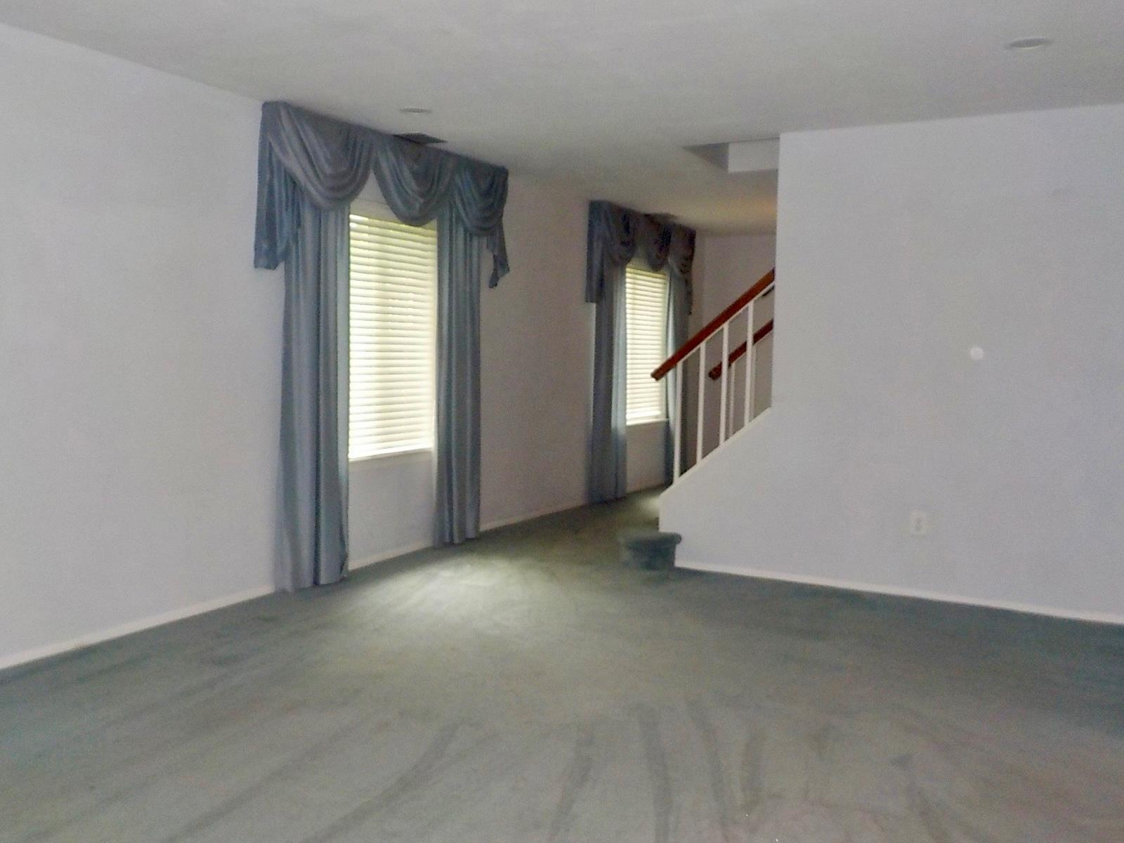 808 Woodland Court, Coram, New York image 8