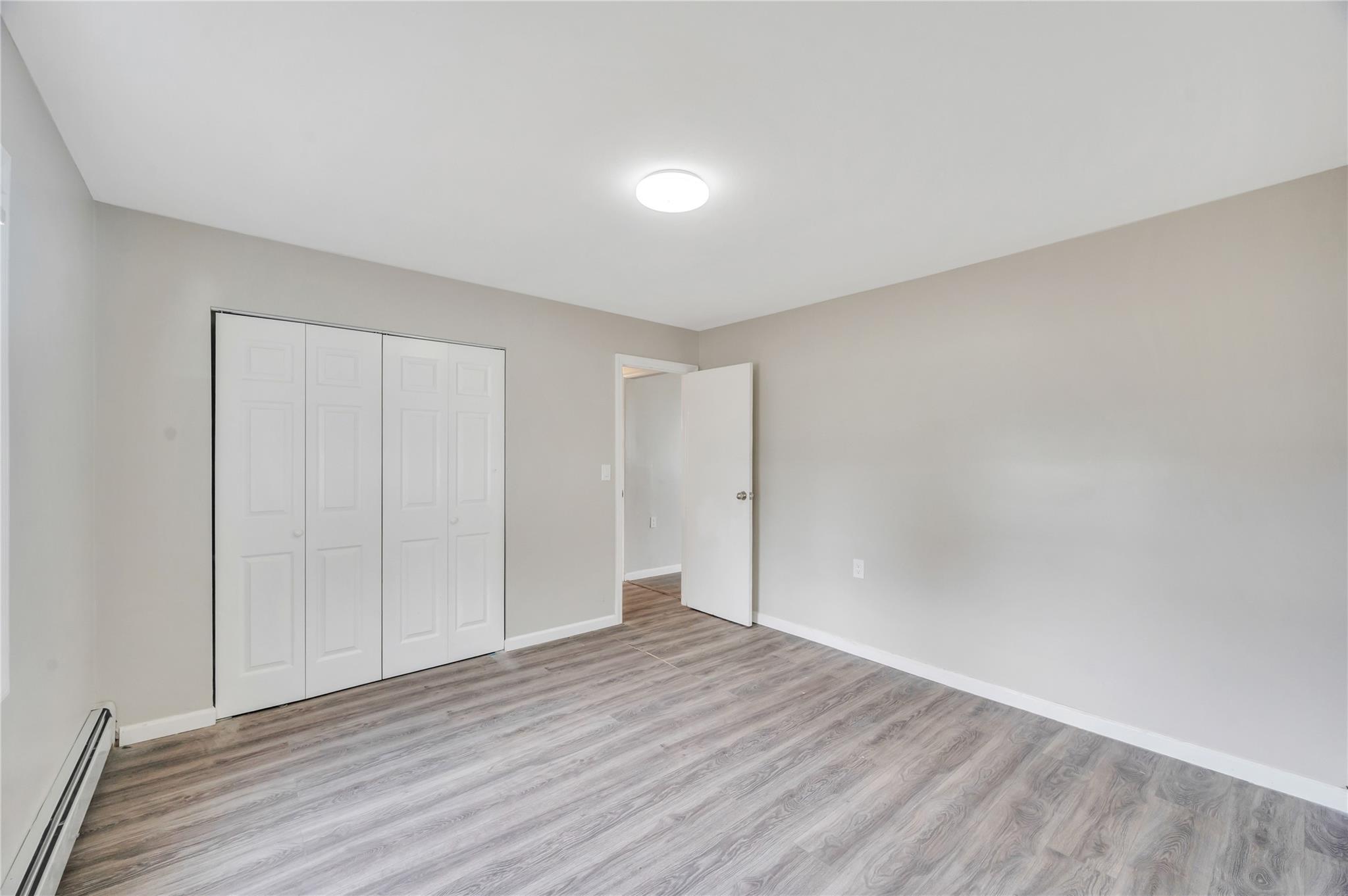 95 Saddle Lane, Levittown, New York image 19
