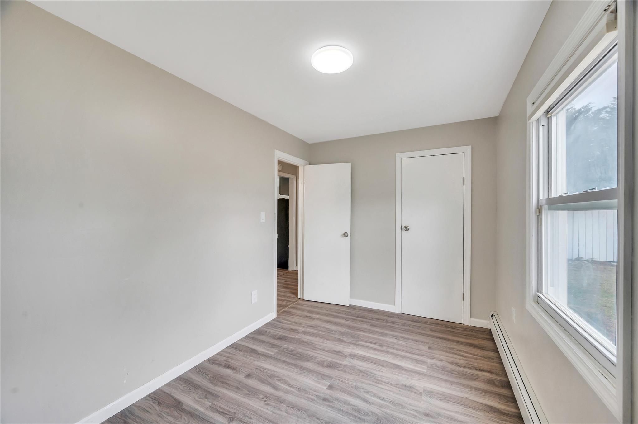 95 Saddle Lane, Levittown, New York image 16