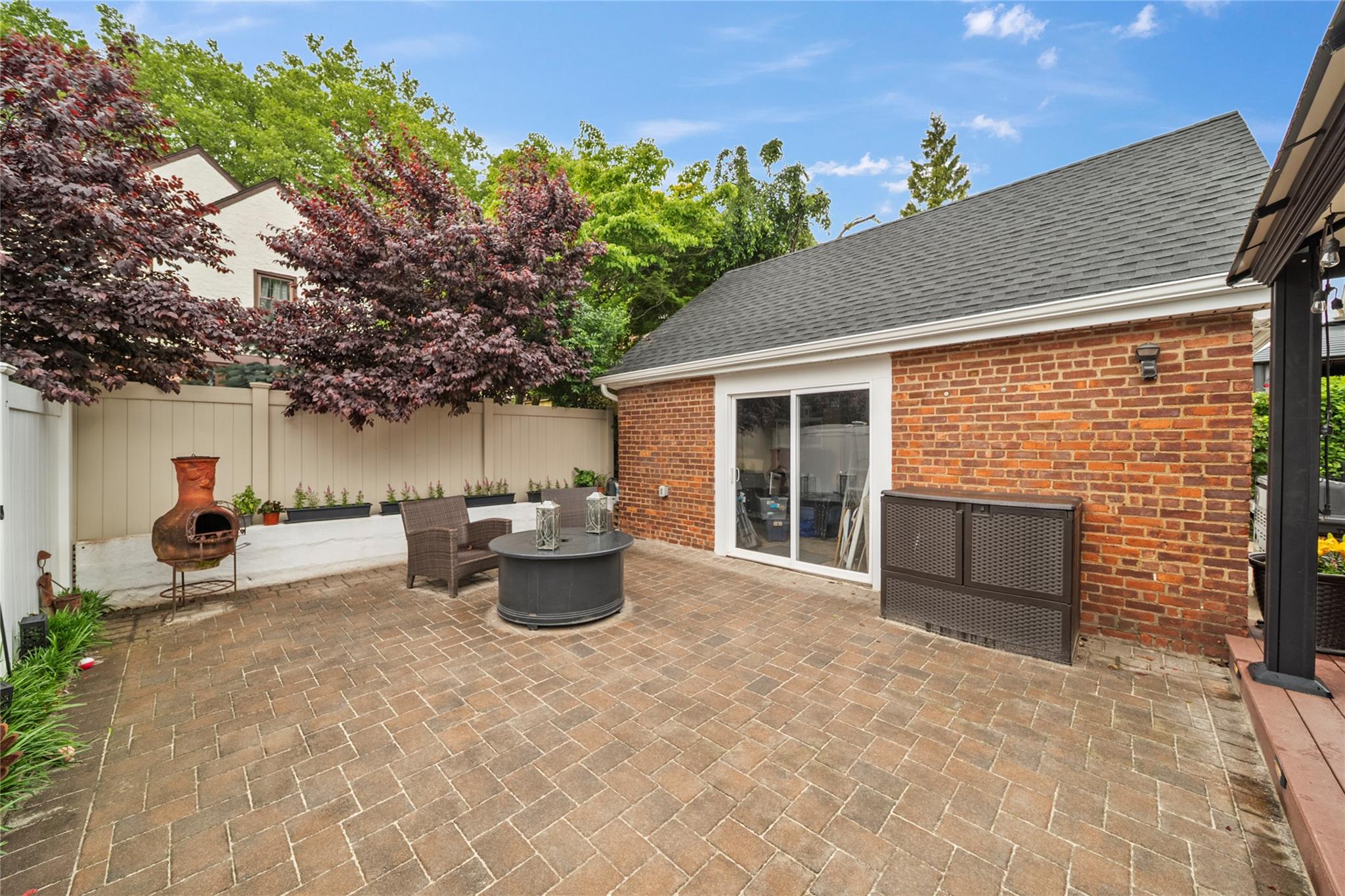 589 Liberty Avenue, Williston Park, New York image 24