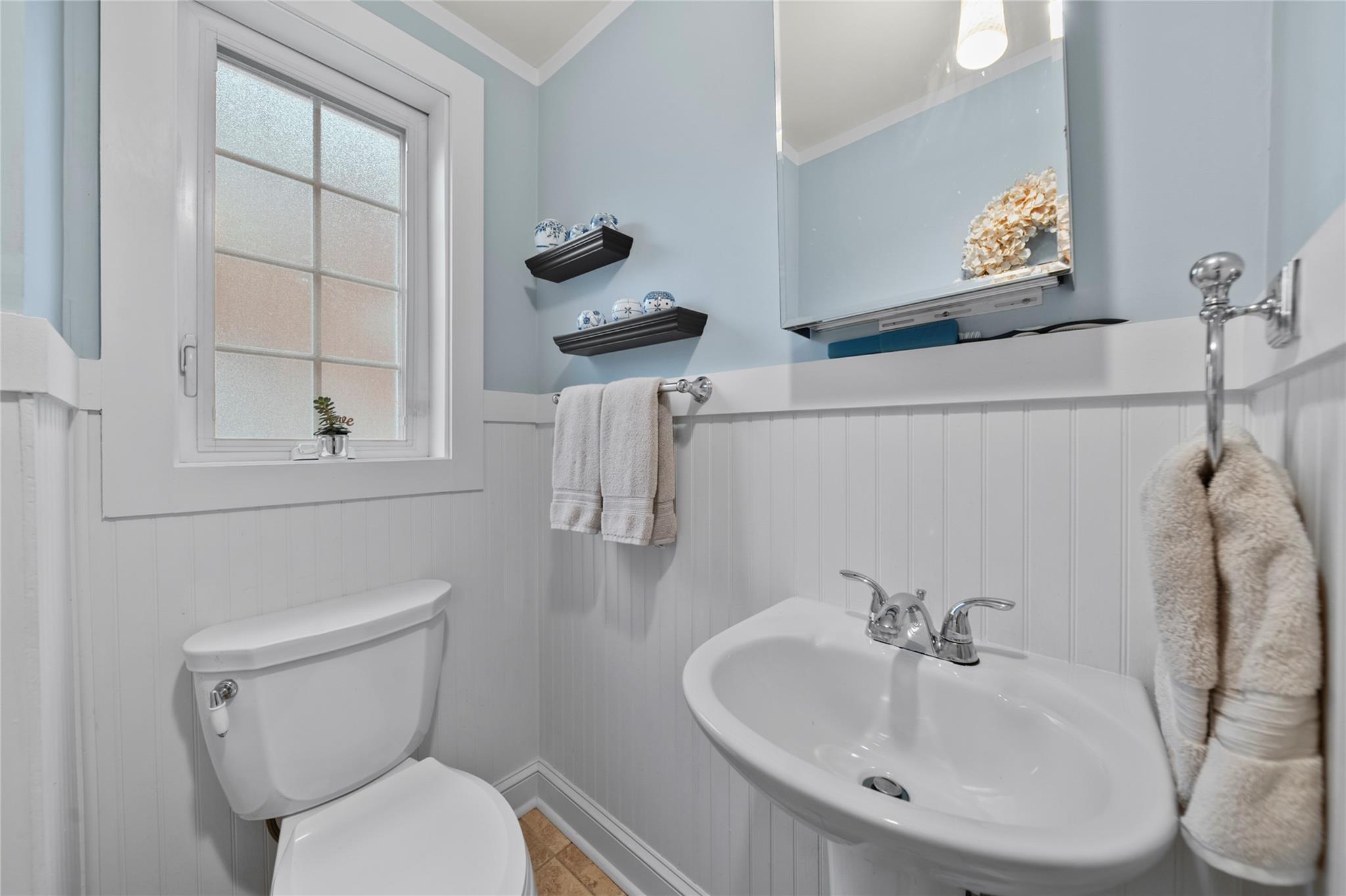 589 Liberty Avenue, Williston Park, New York image 13