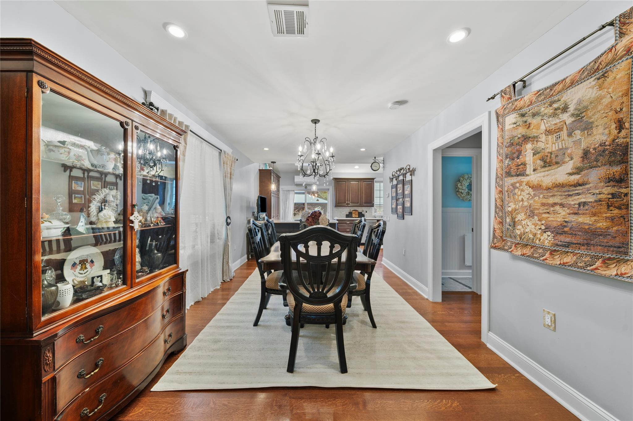 589 Liberty Avenue, Williston Park, New York image 6