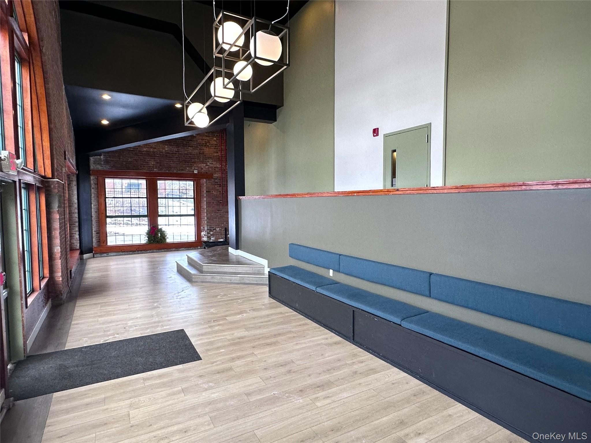 70 Johnes Street 328E