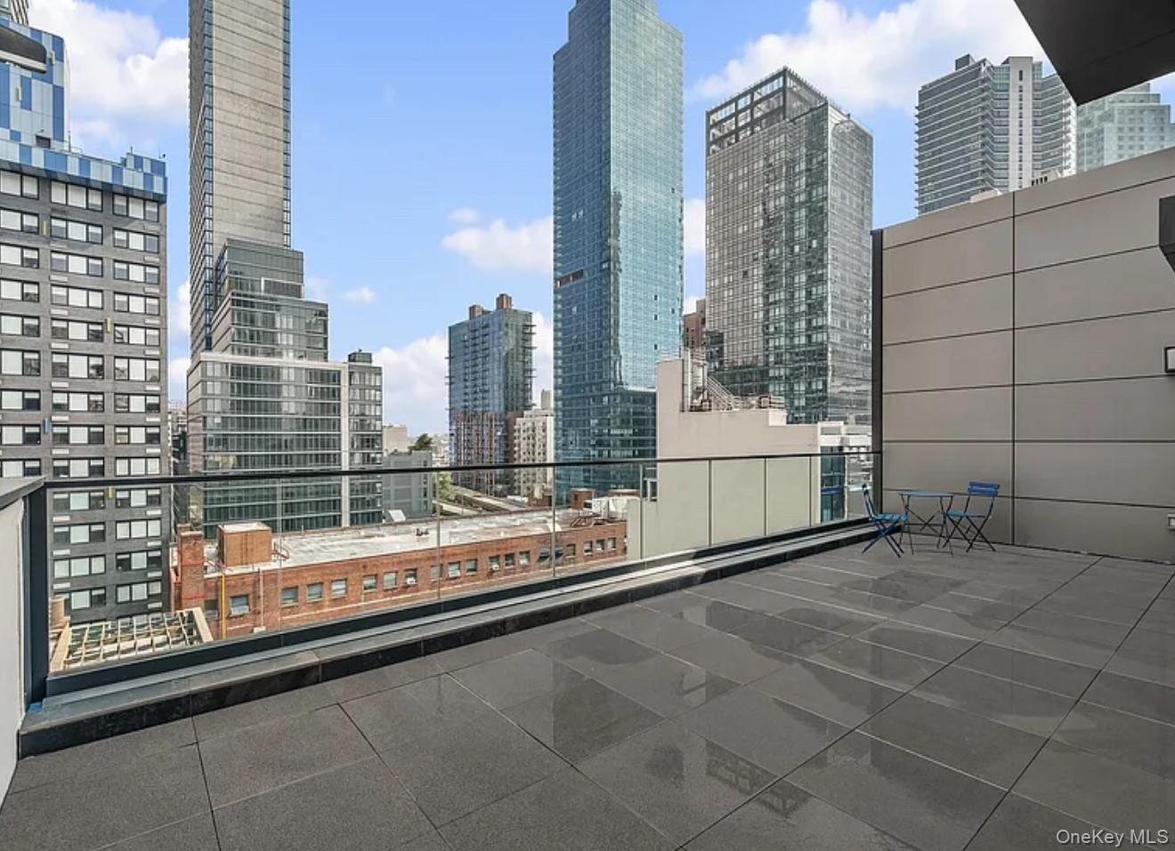 4262 Hunter Street 10A