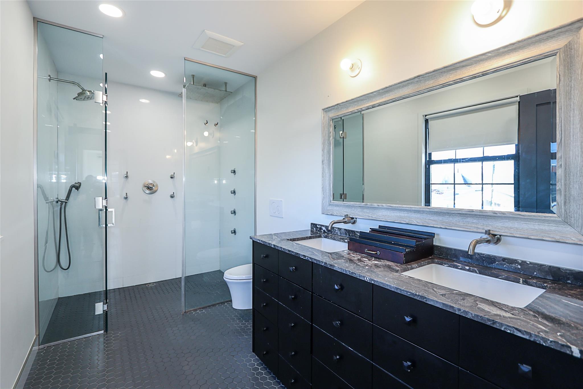 8 Family Lane, Levittown, New York image 21
