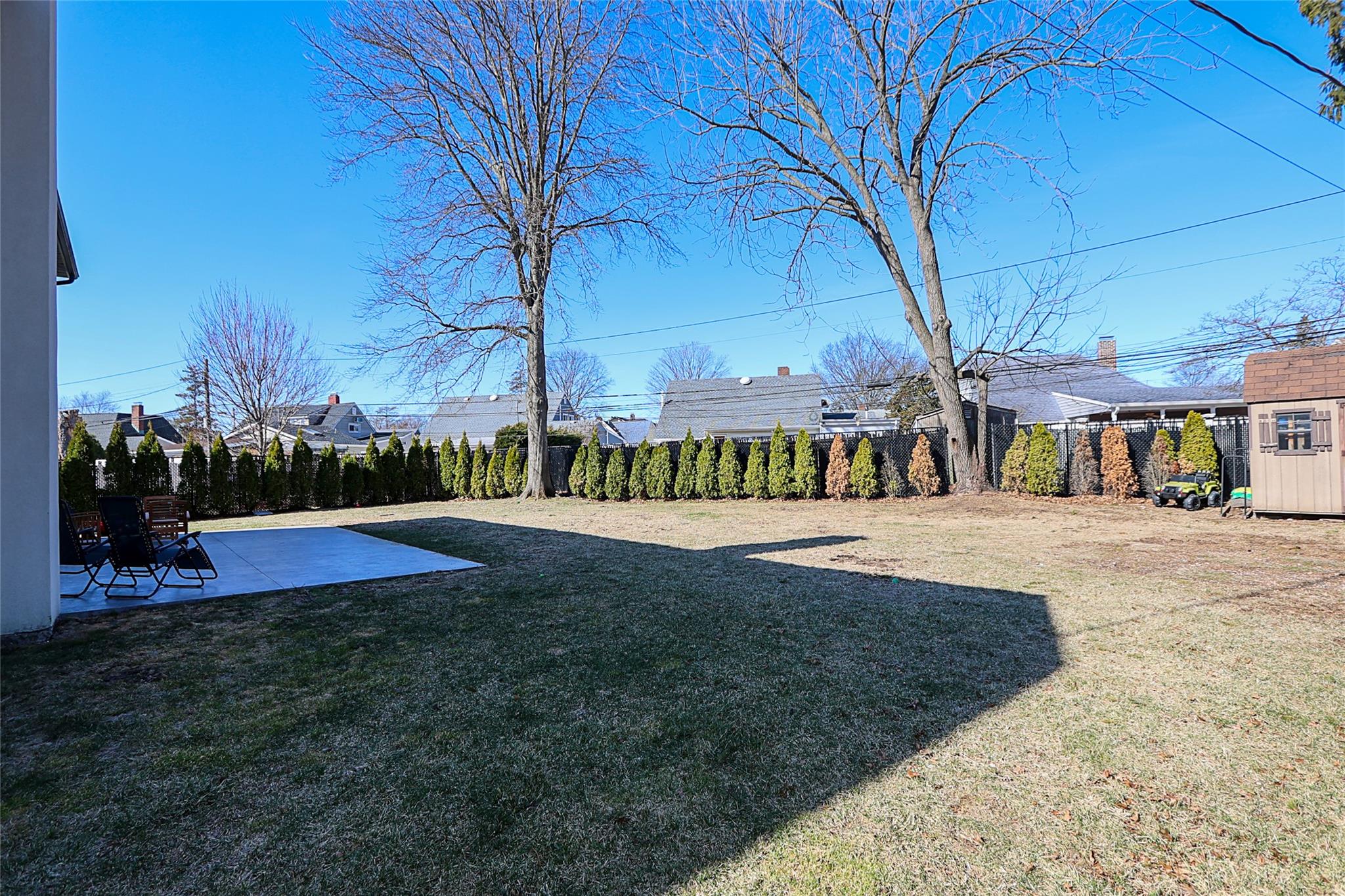 8 Family Lane, Levittown, New York image 33