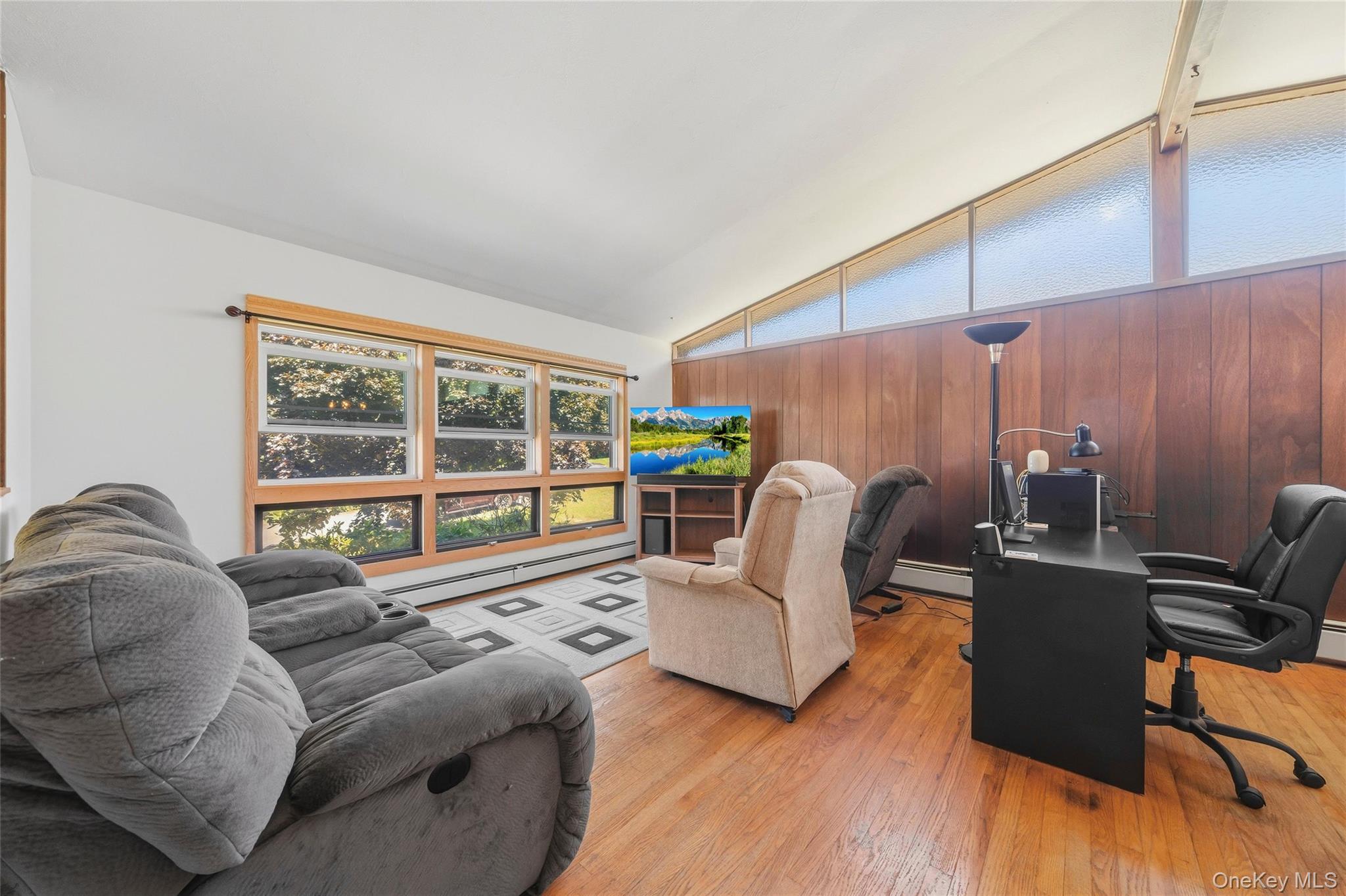 24 Dennis Drive