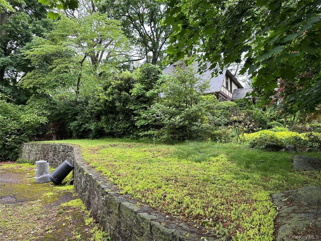 2 Rochelle Road