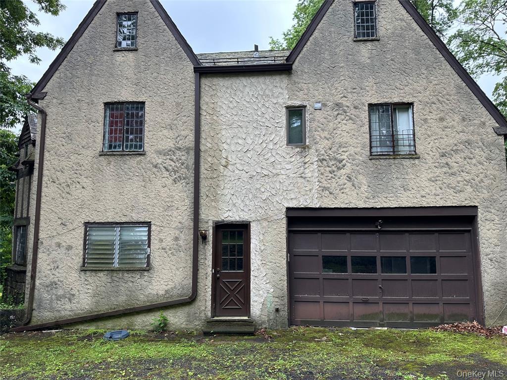 2 Rochelle Road