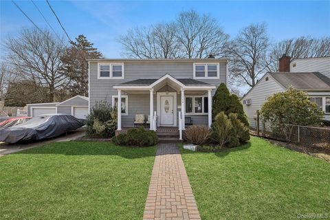 Homes For Sale - 1774 Franklin Avenue<br/> East Meadow, NY 11554