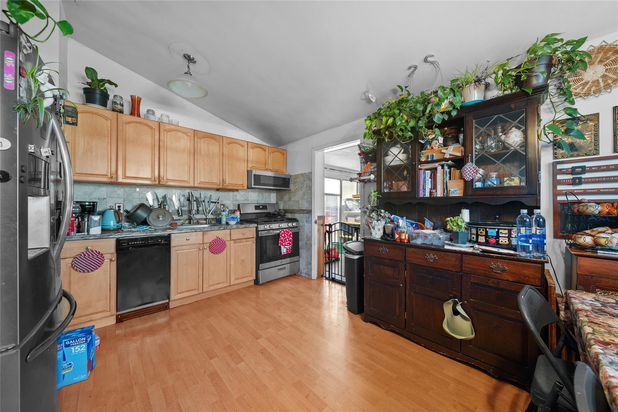 1117 Nugent Avenue, Bay Shore, New York image 7