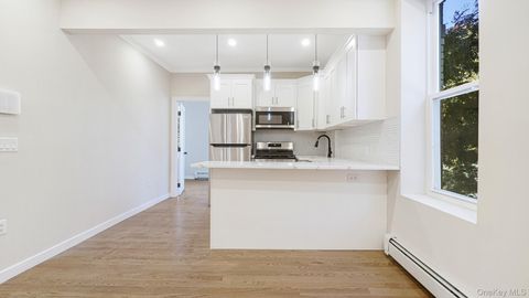 Apartment For Rent - 386 Chauncey Street #1<br/> Brooklyn, NY 11233
