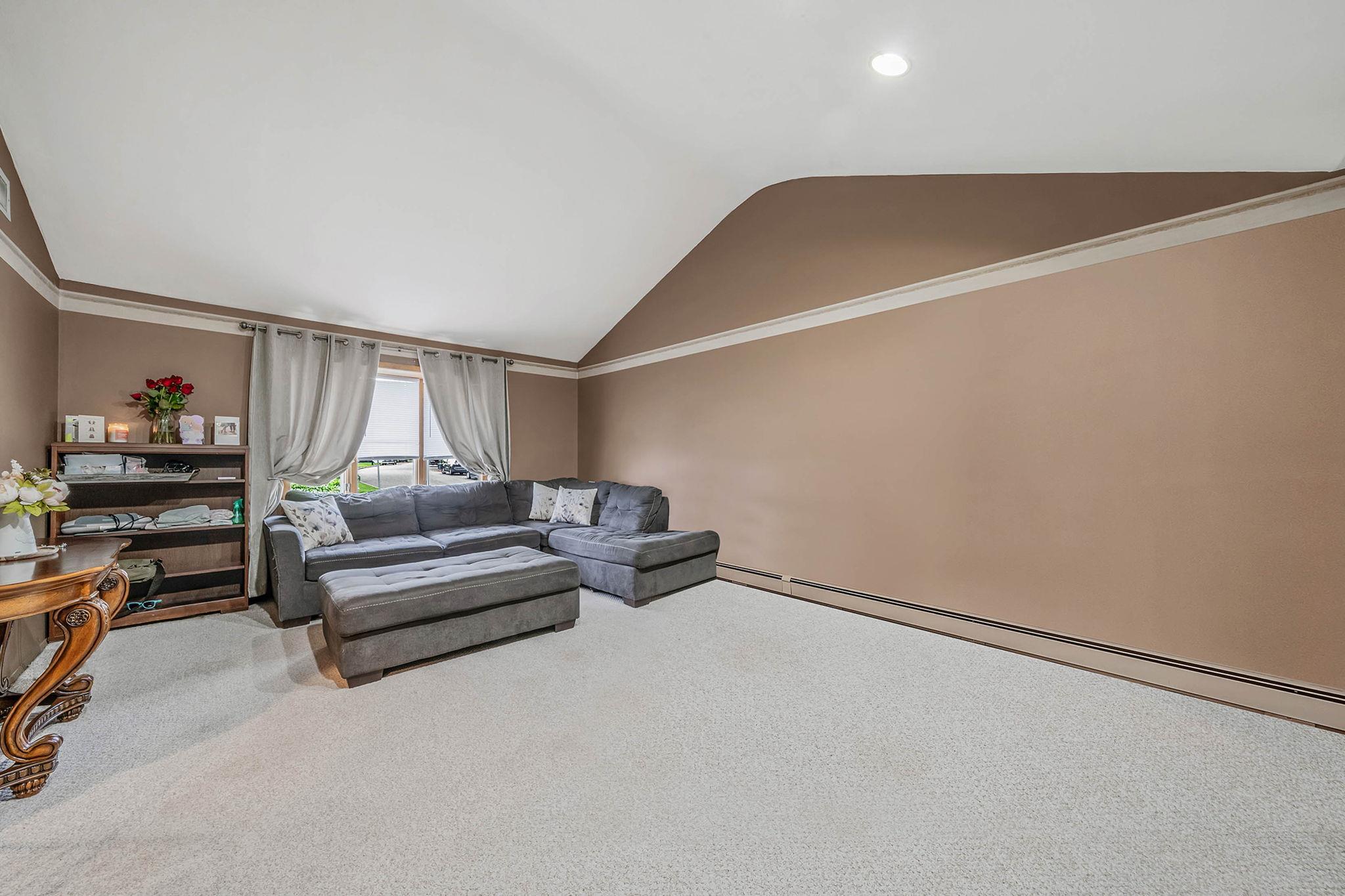 25 Biscayne Drive, Selden, New York image 12