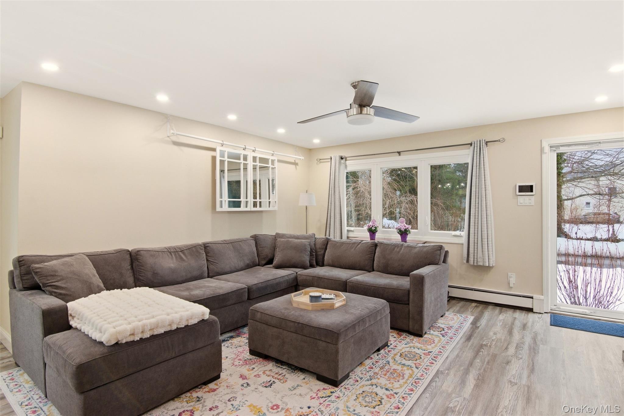 27 Great River Drive