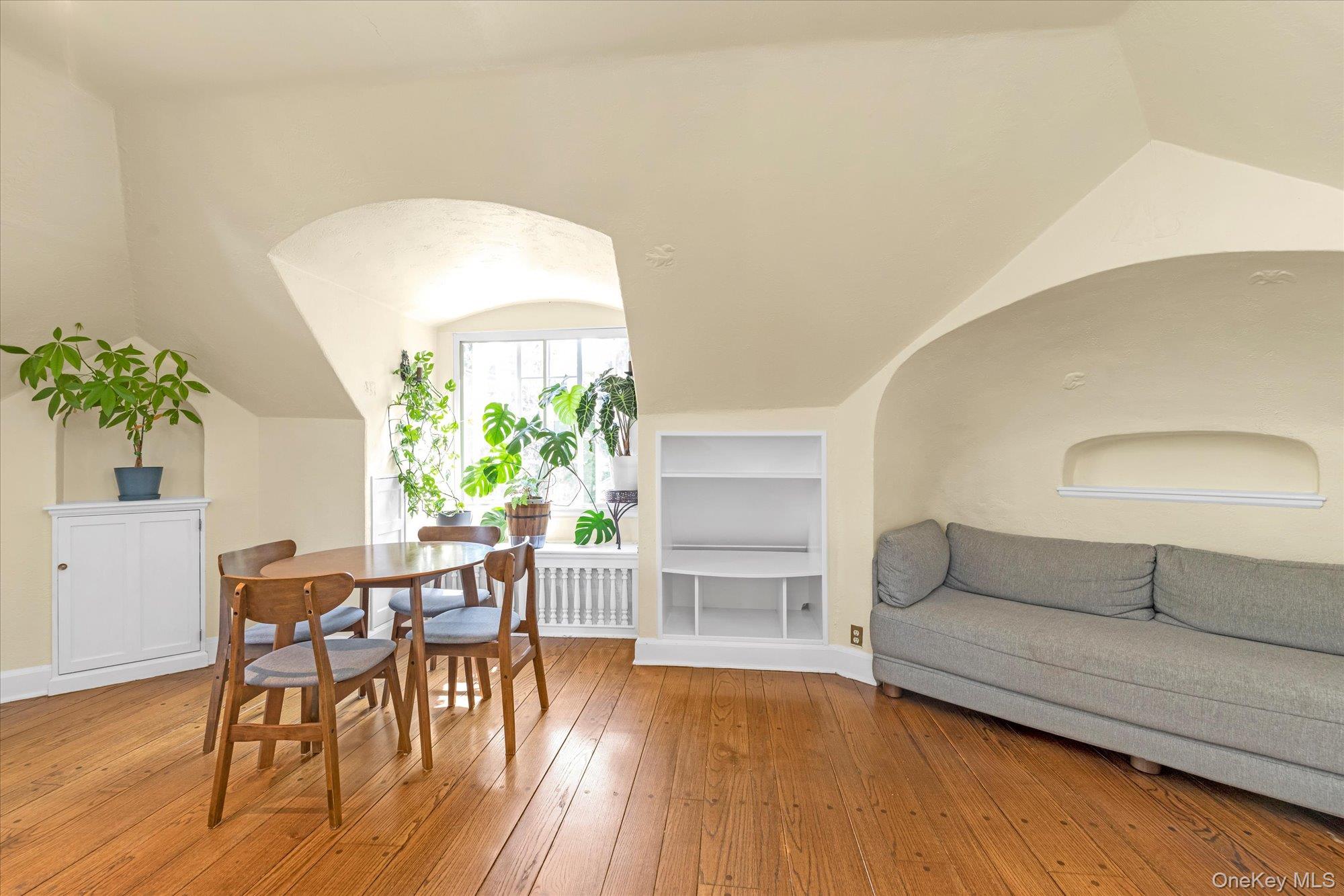 38-30 Douglaston Parkway H4