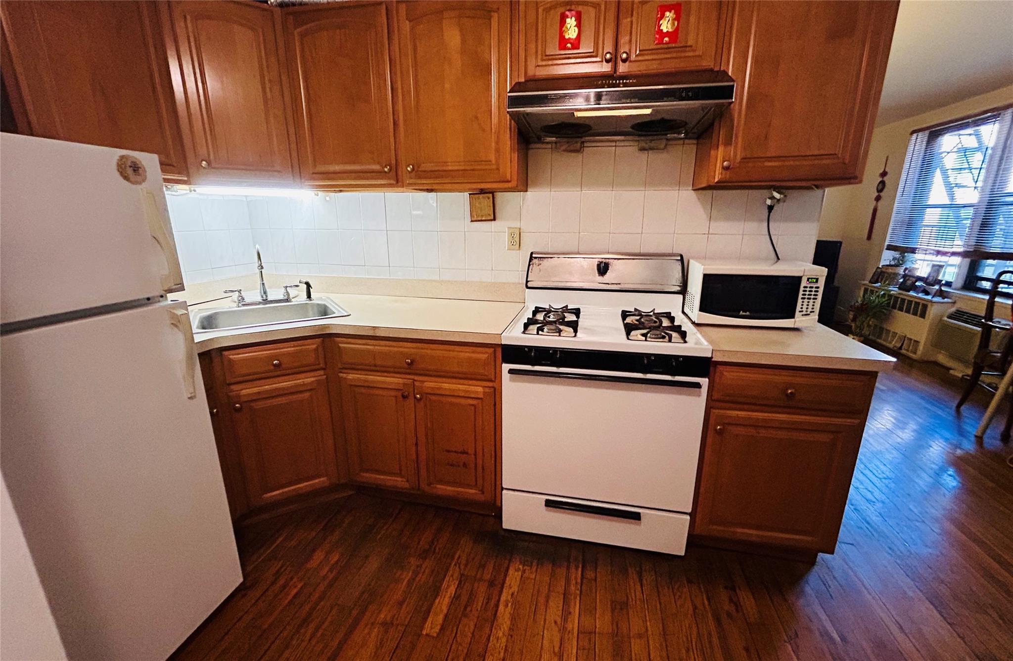 13705 Franklin Avenue #3J, Flushing, New York image 9