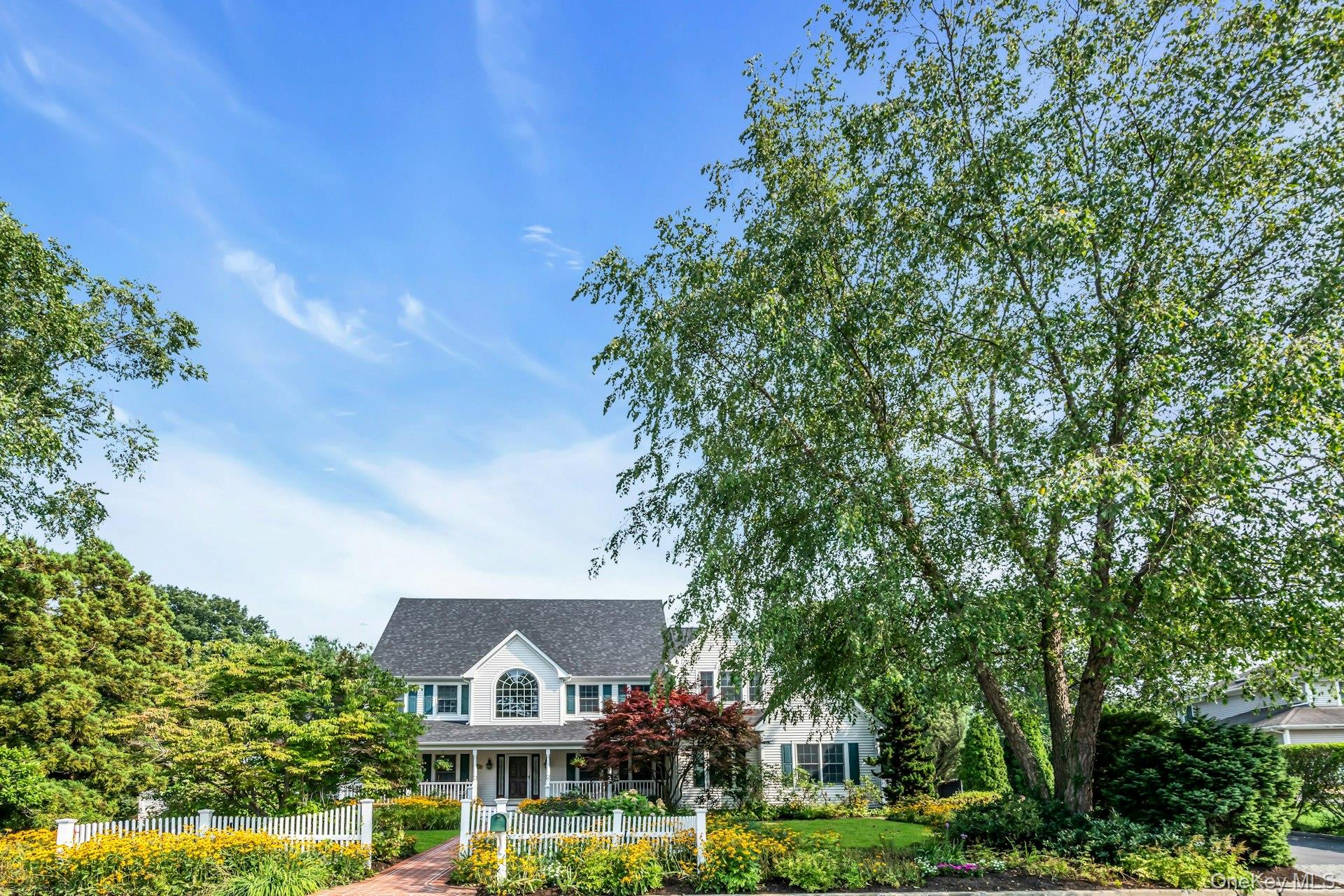 55 Grasslands Circle