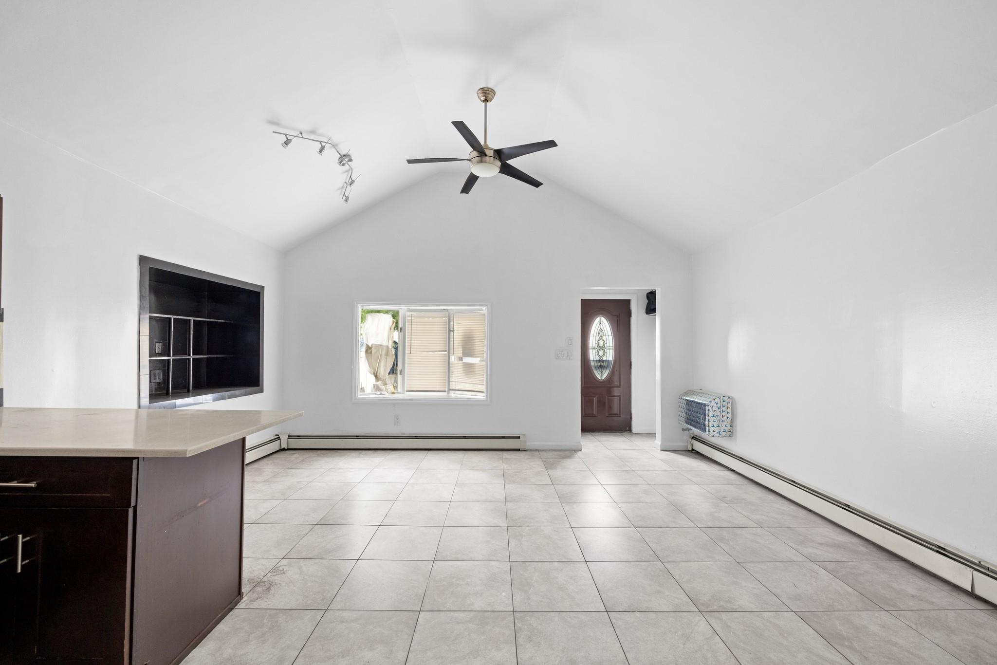 1523 Bayview Avenue, Bronx, New York image 2