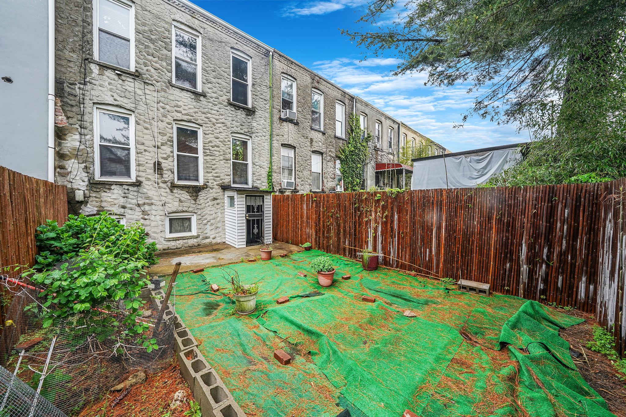 295 Autumn Avenue