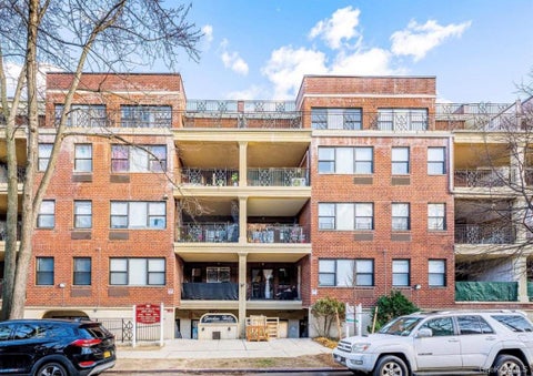 Condo For Sale - 71-19 162nd Street #1I<br/> Fresh Meadows, NY 11365