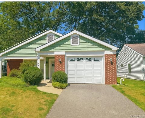 Photo of 503 Lancaster Court #503, Ridge, NY 11961 (MLS # 899149)