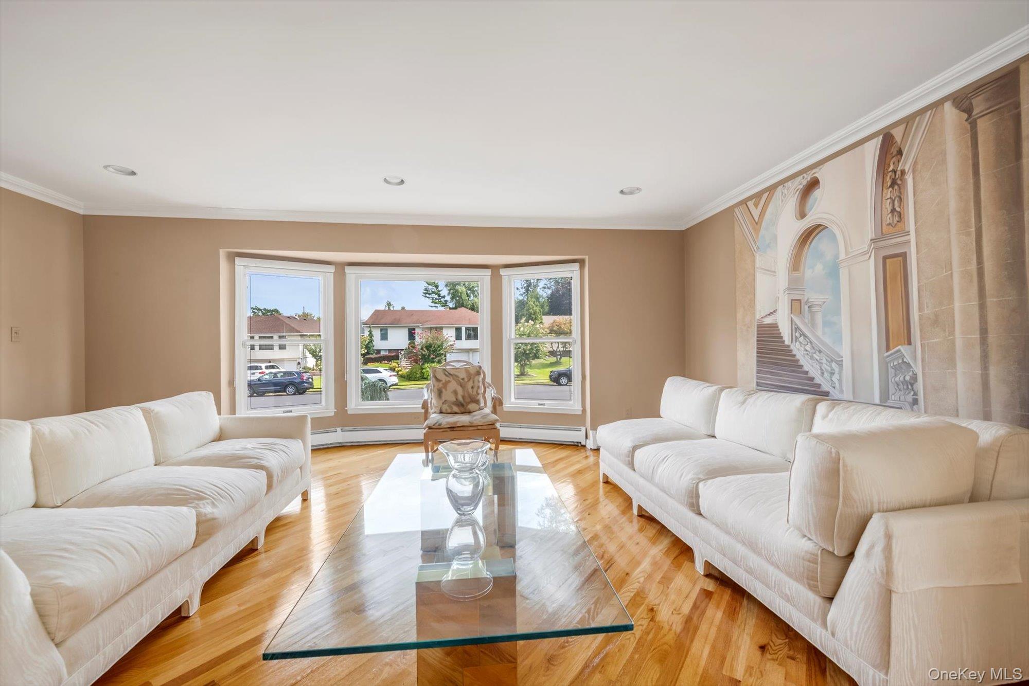 4 Carriage Road