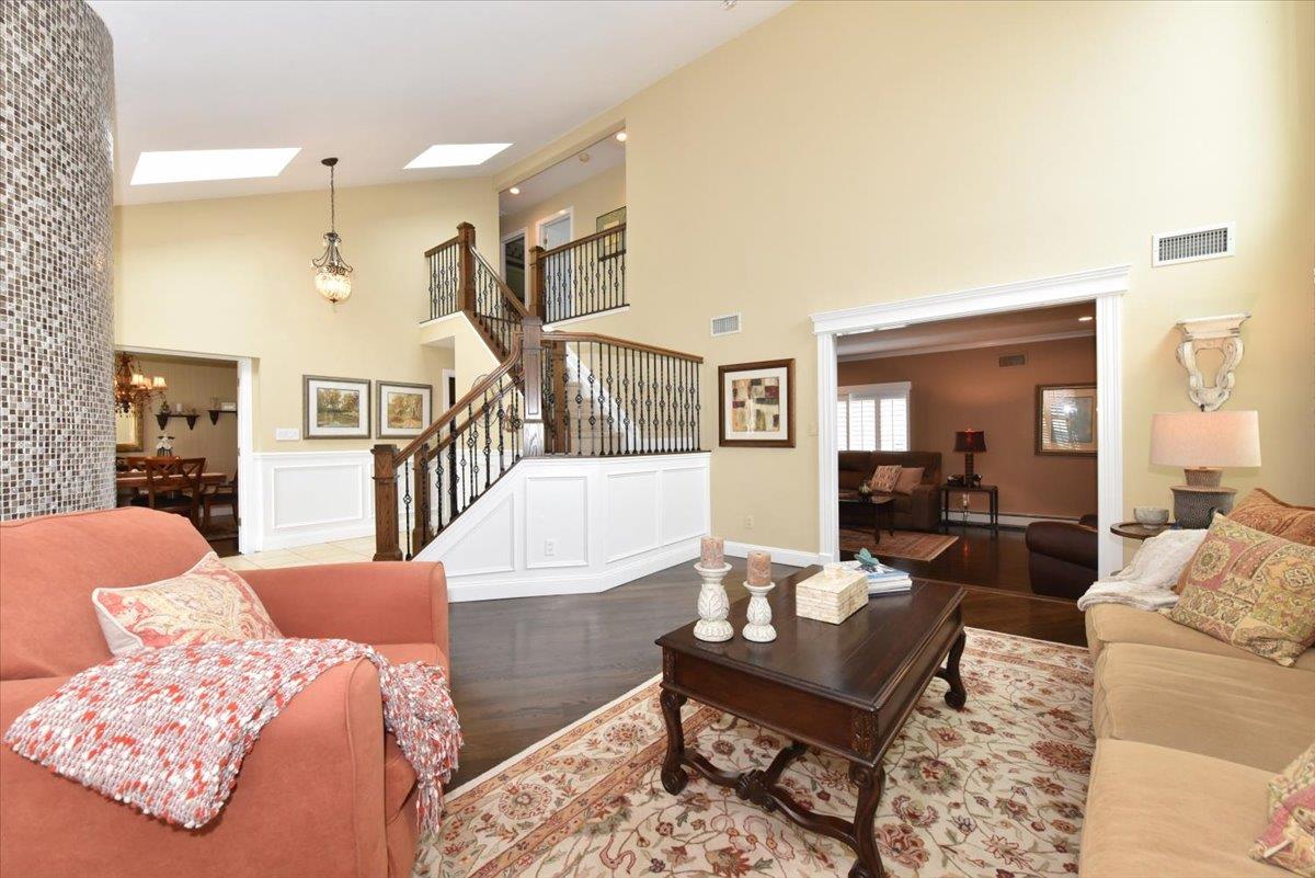 14 Bishop Lane, Holbrook, New York image 6