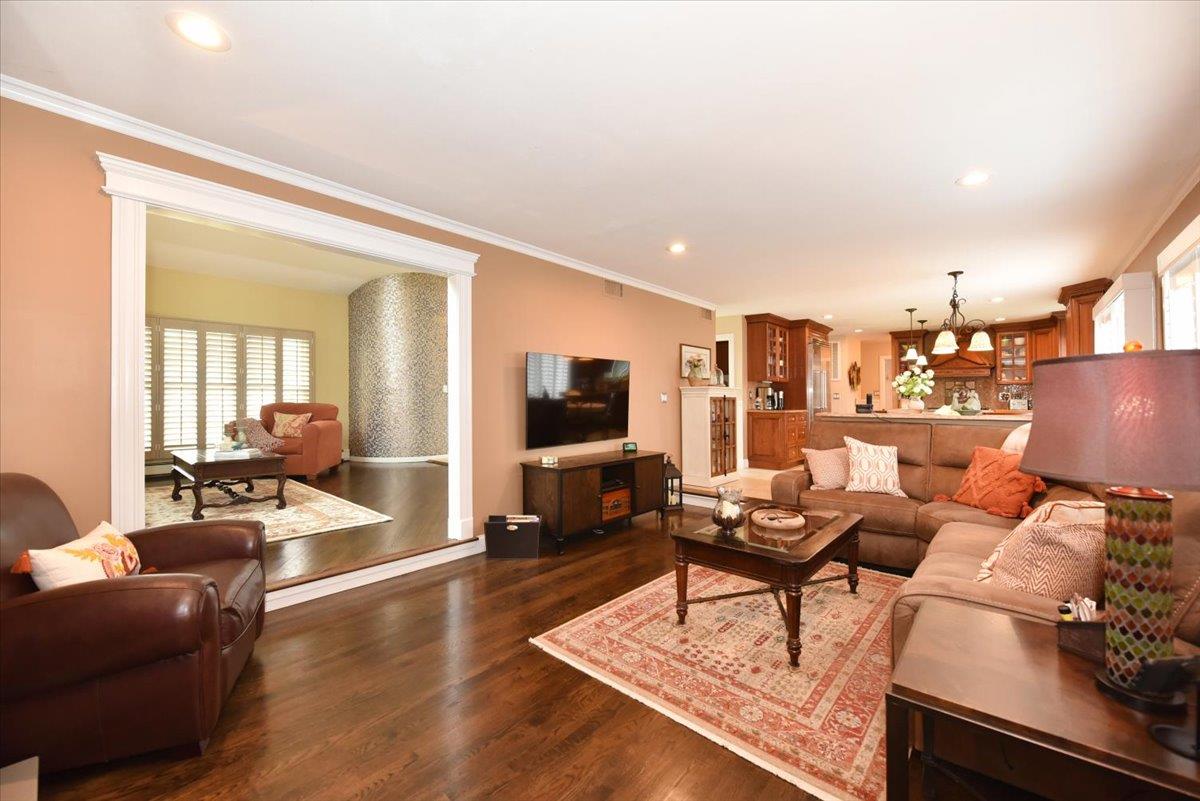 14 Bishop Lane, Holbrook, New York image 20